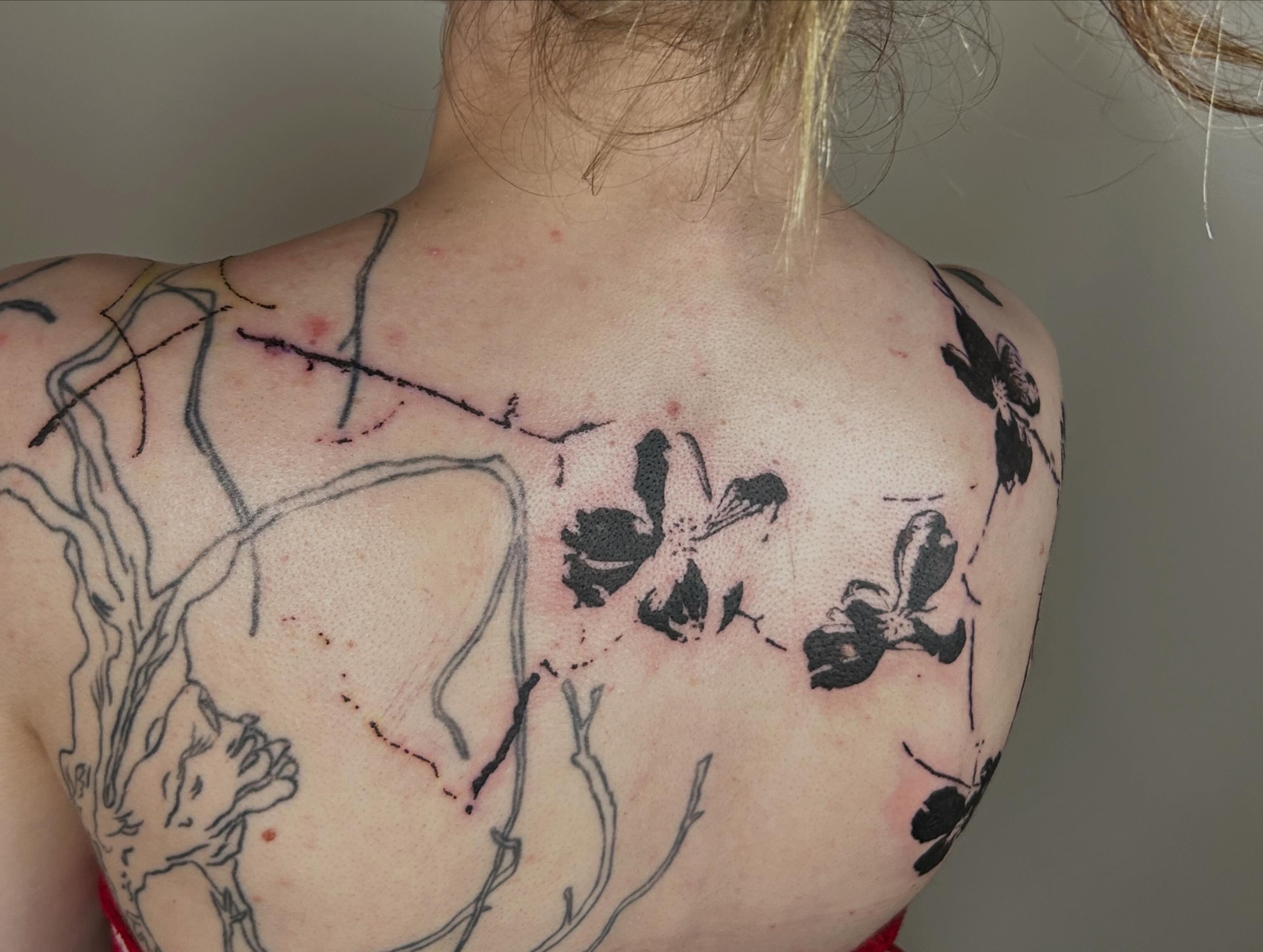 Tattoo by @tomlovesid — black_and_grey