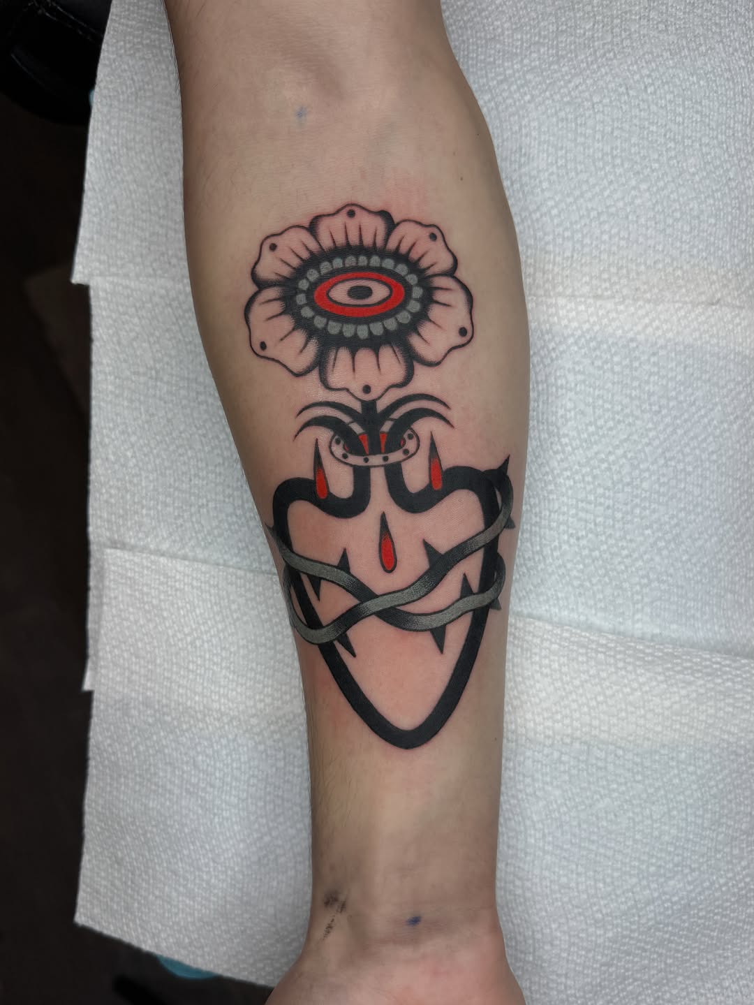 Tattoo by @alliebarringertattoo — american_traditional