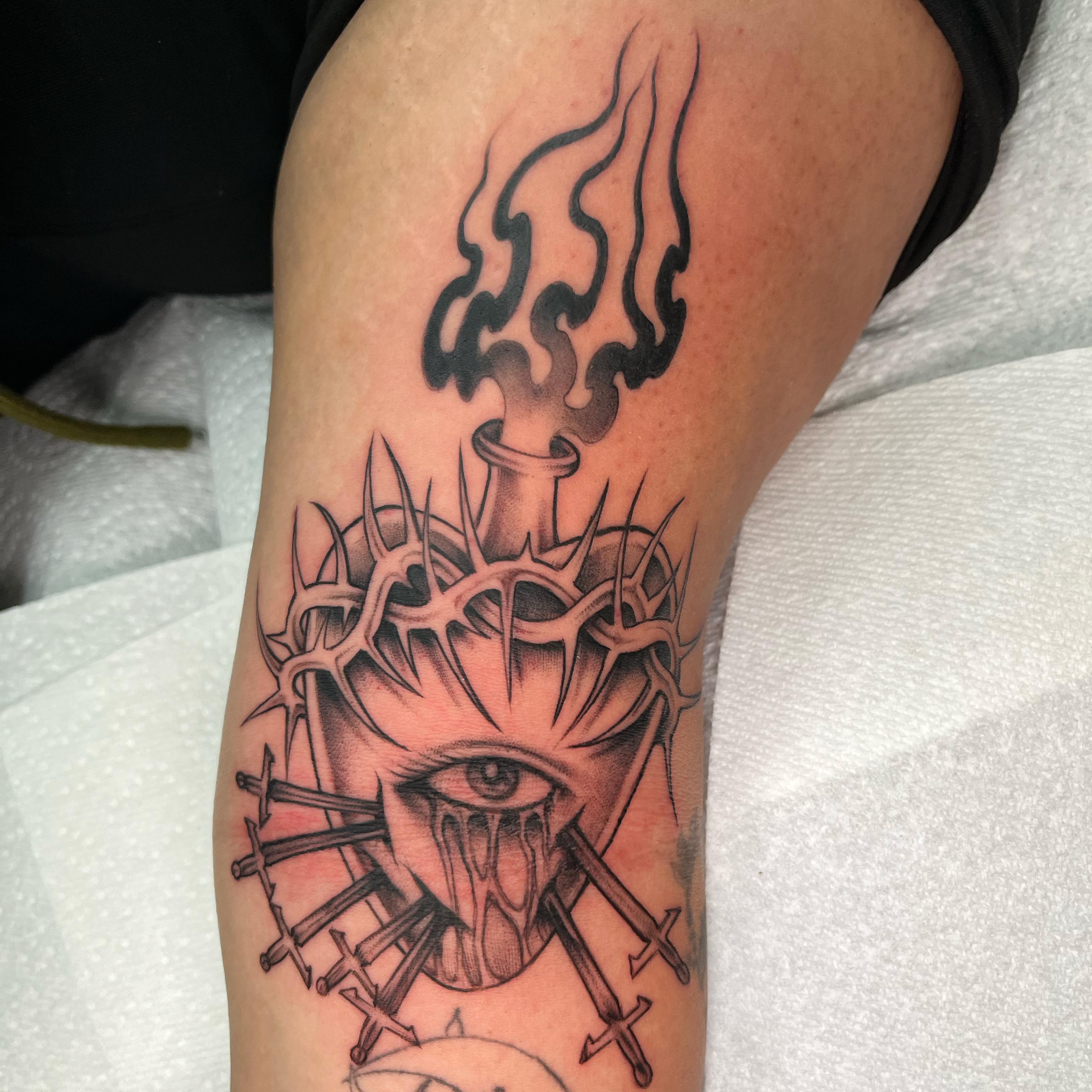 Tattoo by @lrlozano — black_and_grey, dark_realism