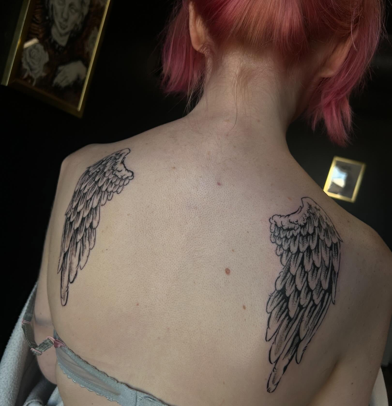 Tattoo by @socratiicrrat — black_and_grey