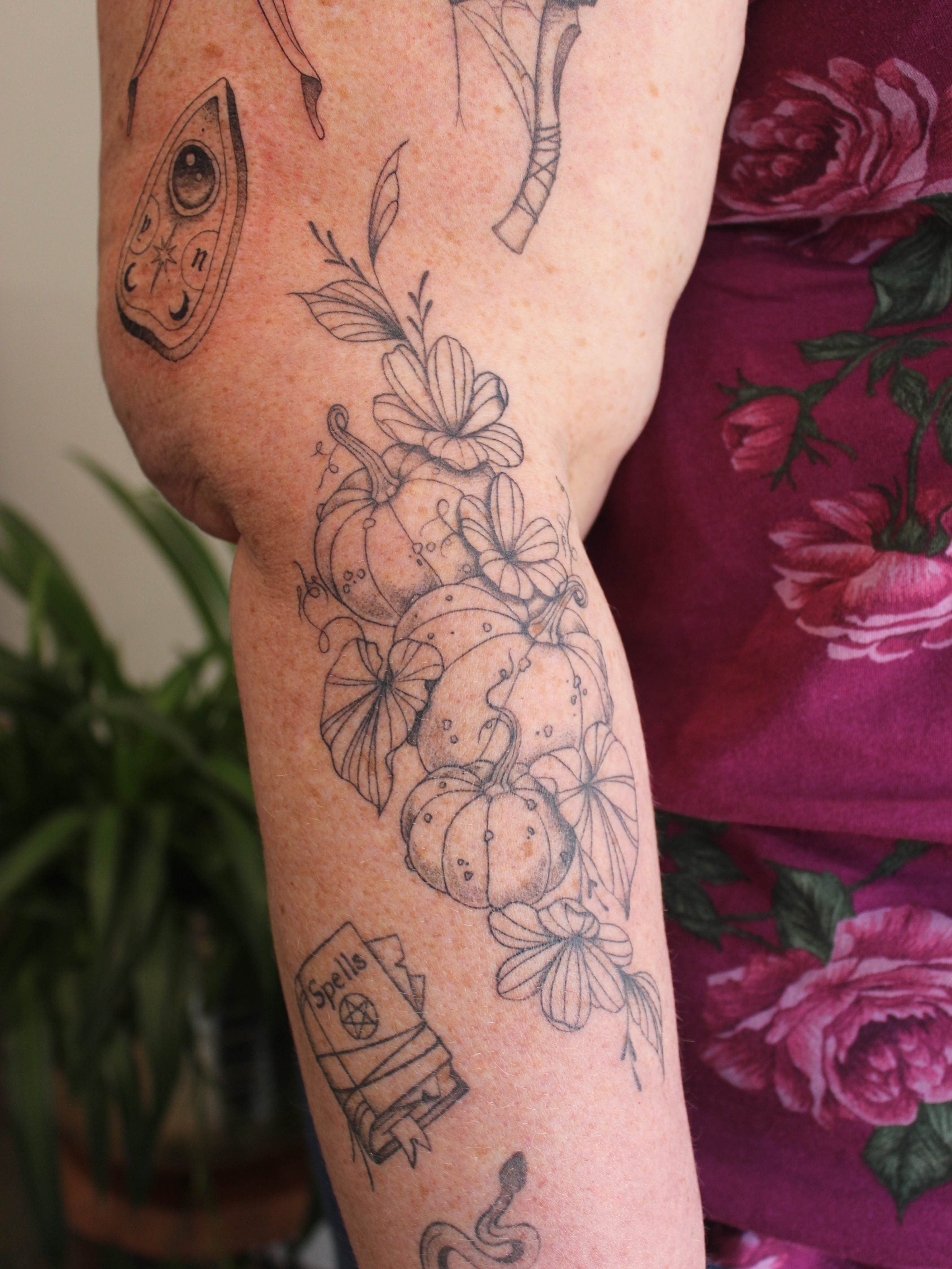 Tattoo by @emsky_ink — black_and_grey