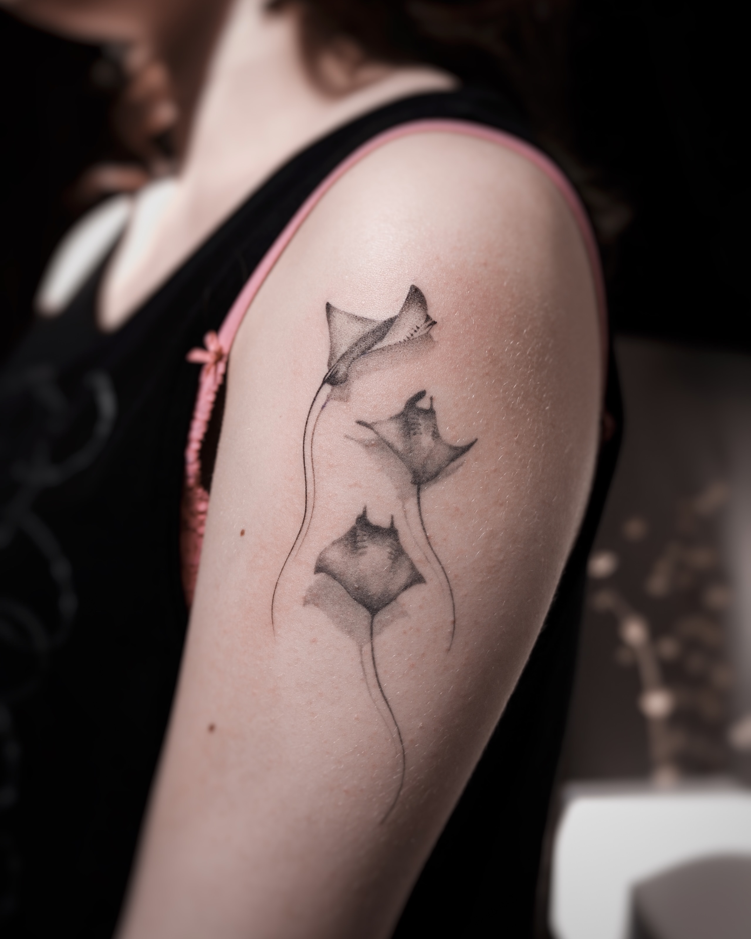 Ray fish dotwork tattoo on the upper arm by Alina 🌙 Tattoo in Calgary 🇨🇦