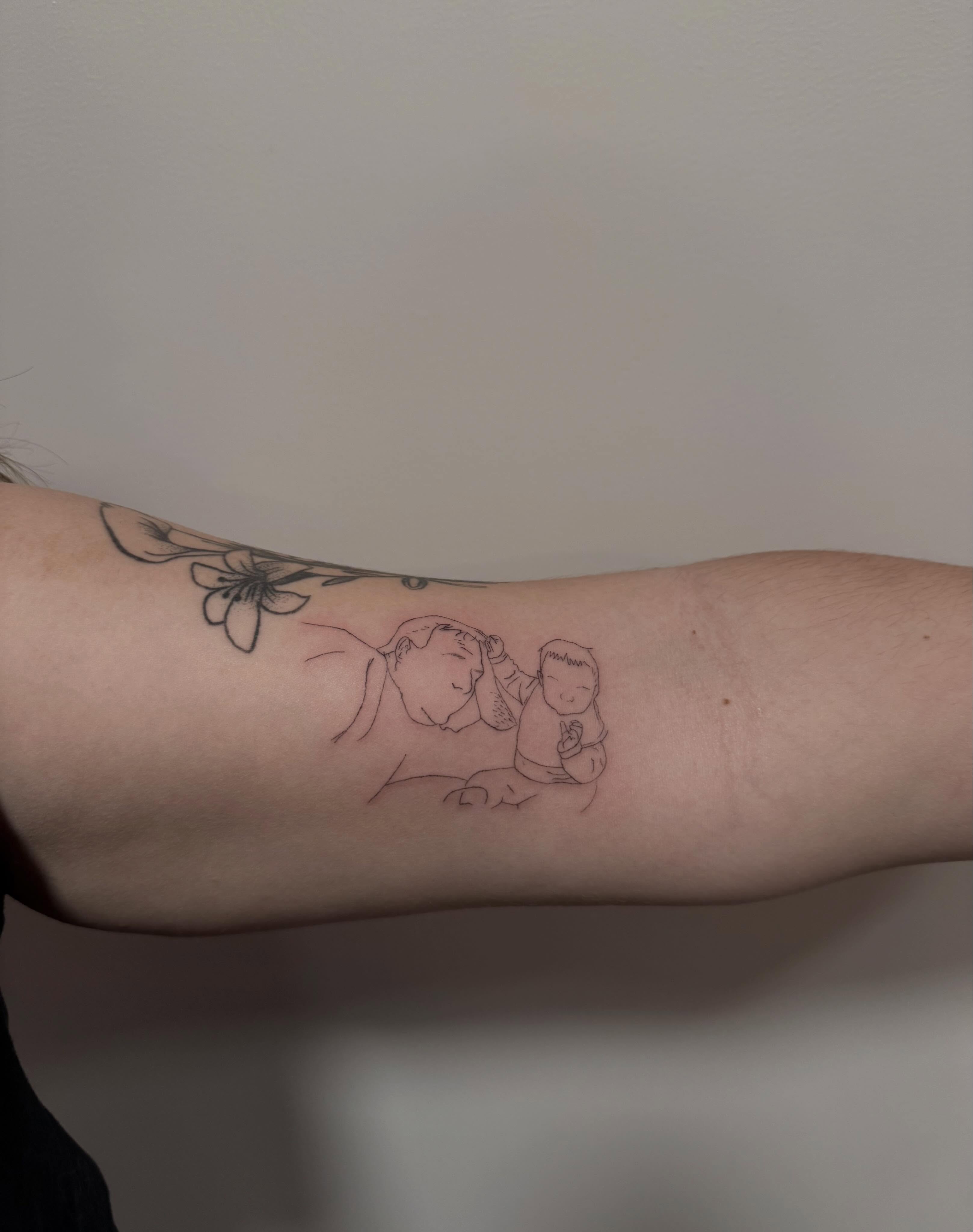 Mother and child fine line tattoo on the forearm by Lexie Decker, Canton, Ohio