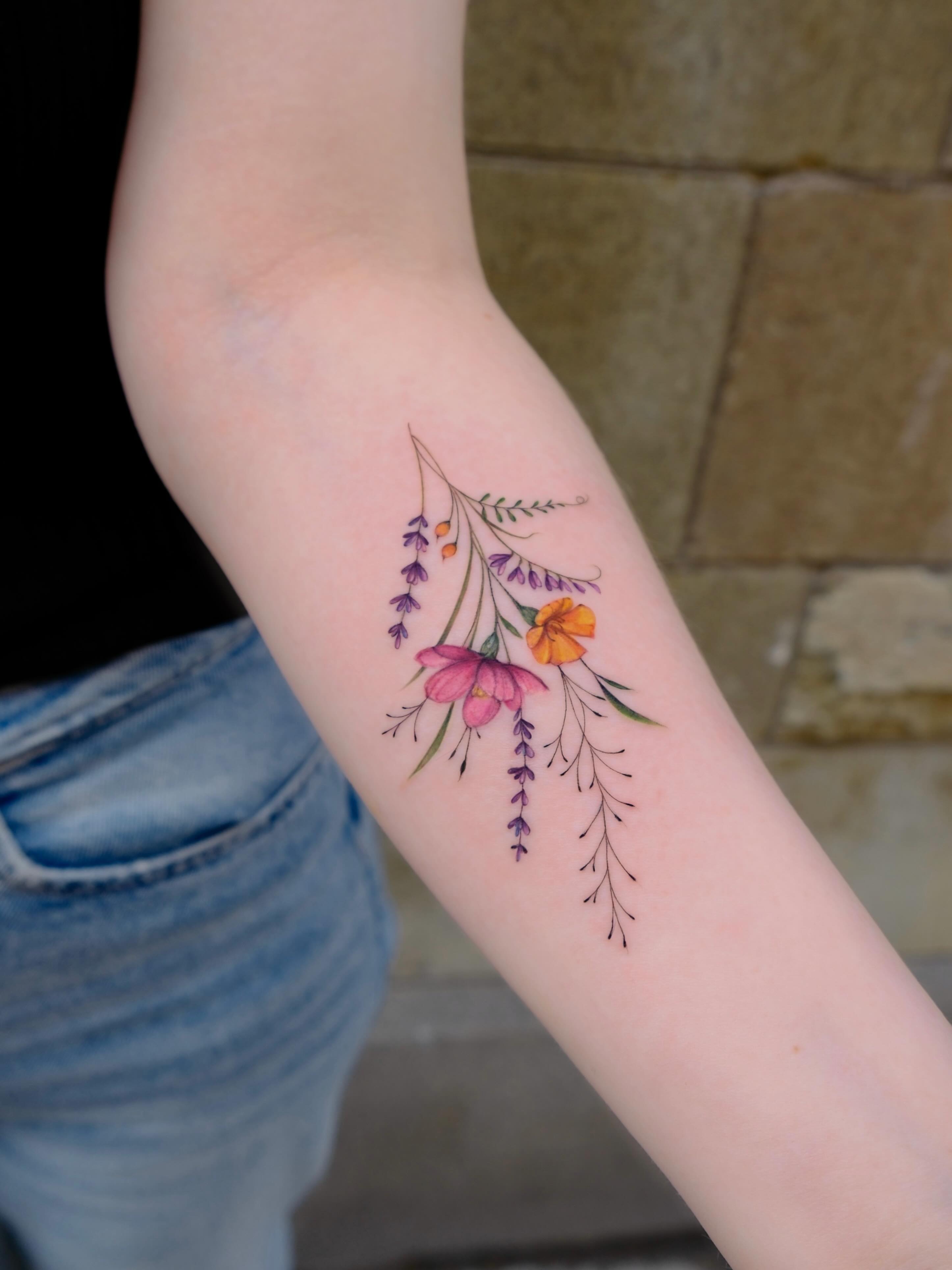 Tattoo by @shishkina_art โ watercolor