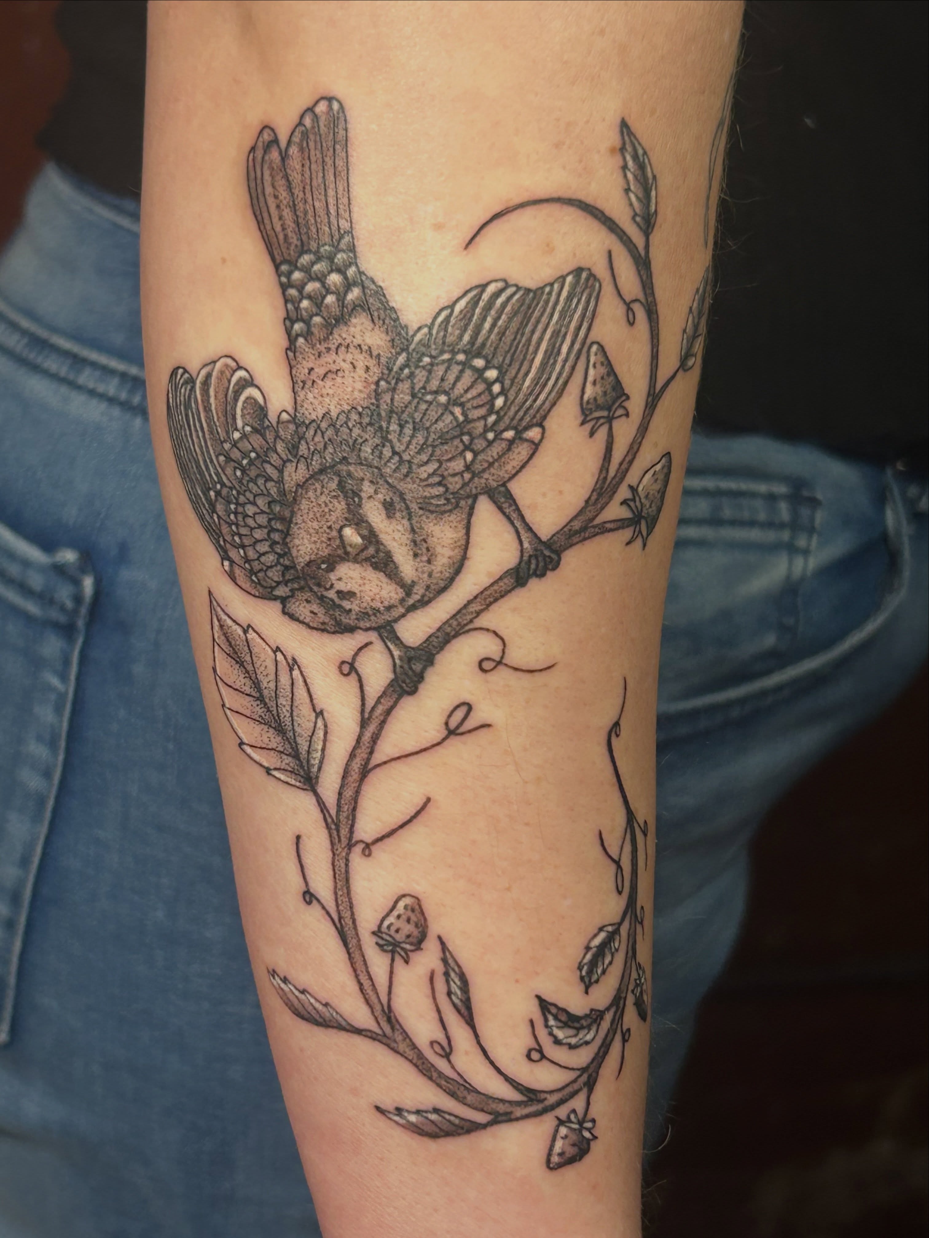 Tattoo by @alifaetattoos β black_and_grey, dotwork