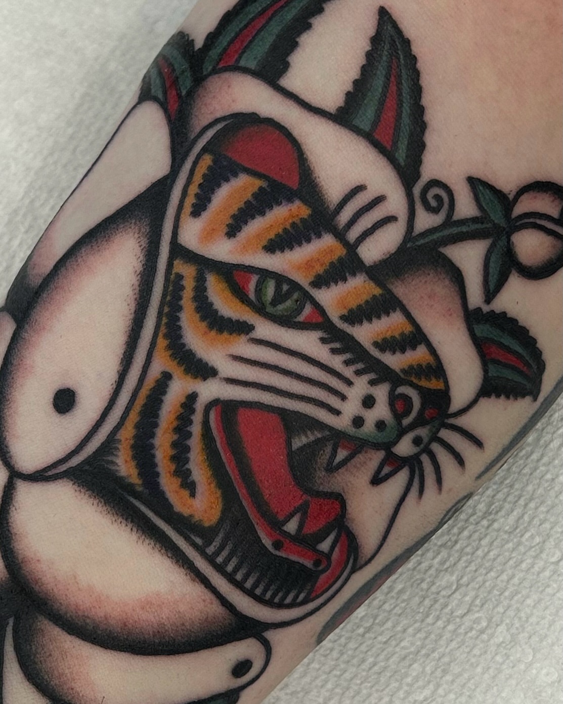 Tattoo by @hubert_serrano — american_traditional