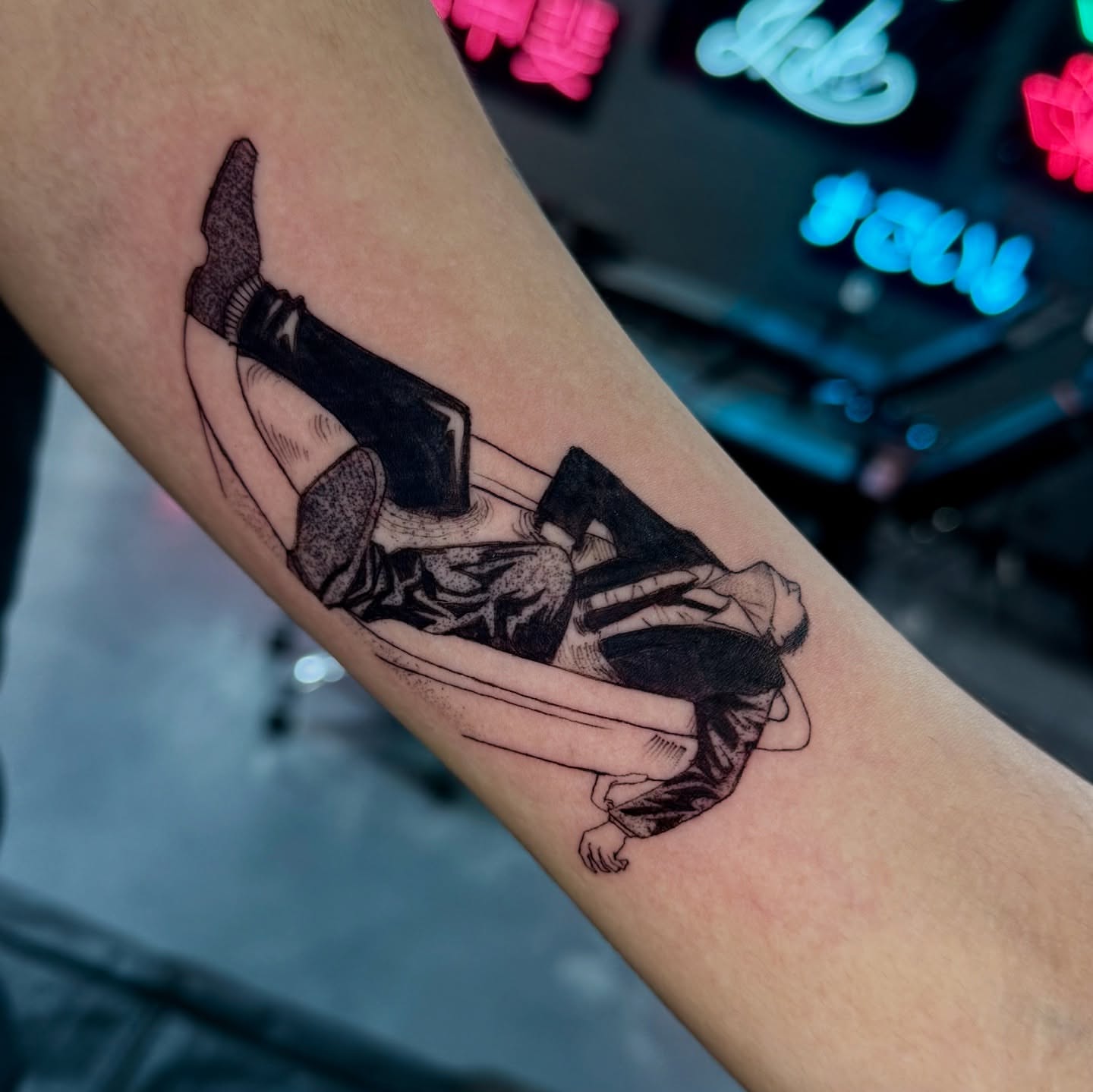 Man in bathtub black and grey tattoo on the forearm by Key