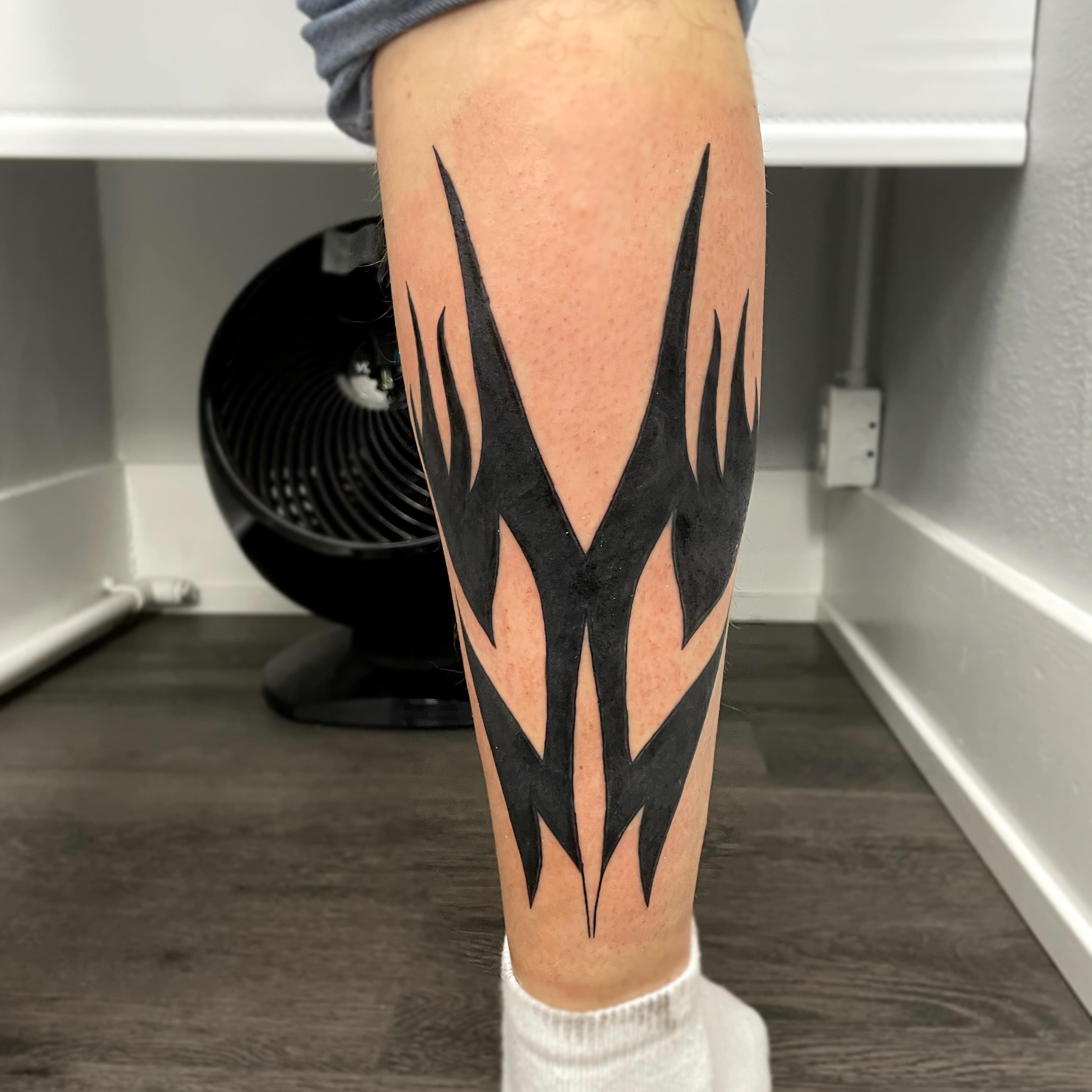 Tattoo by @stephtattoos13 — geometric
