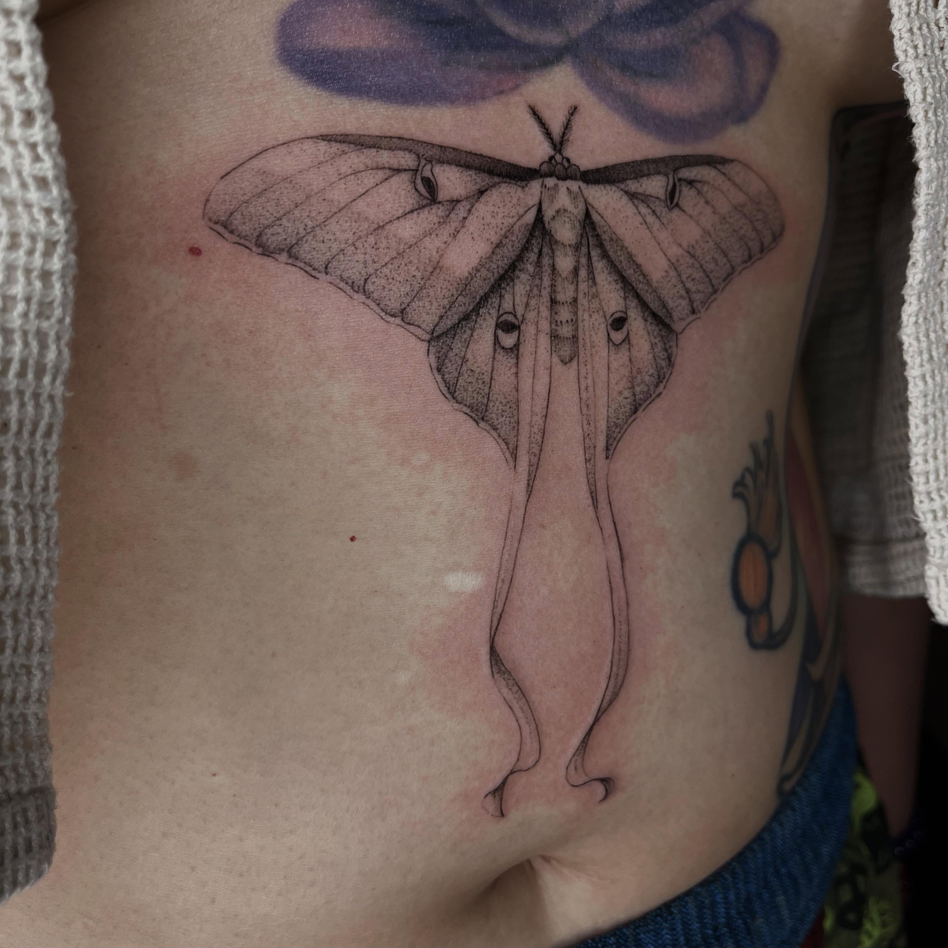 Tattoo by @ovarydose — dotwork