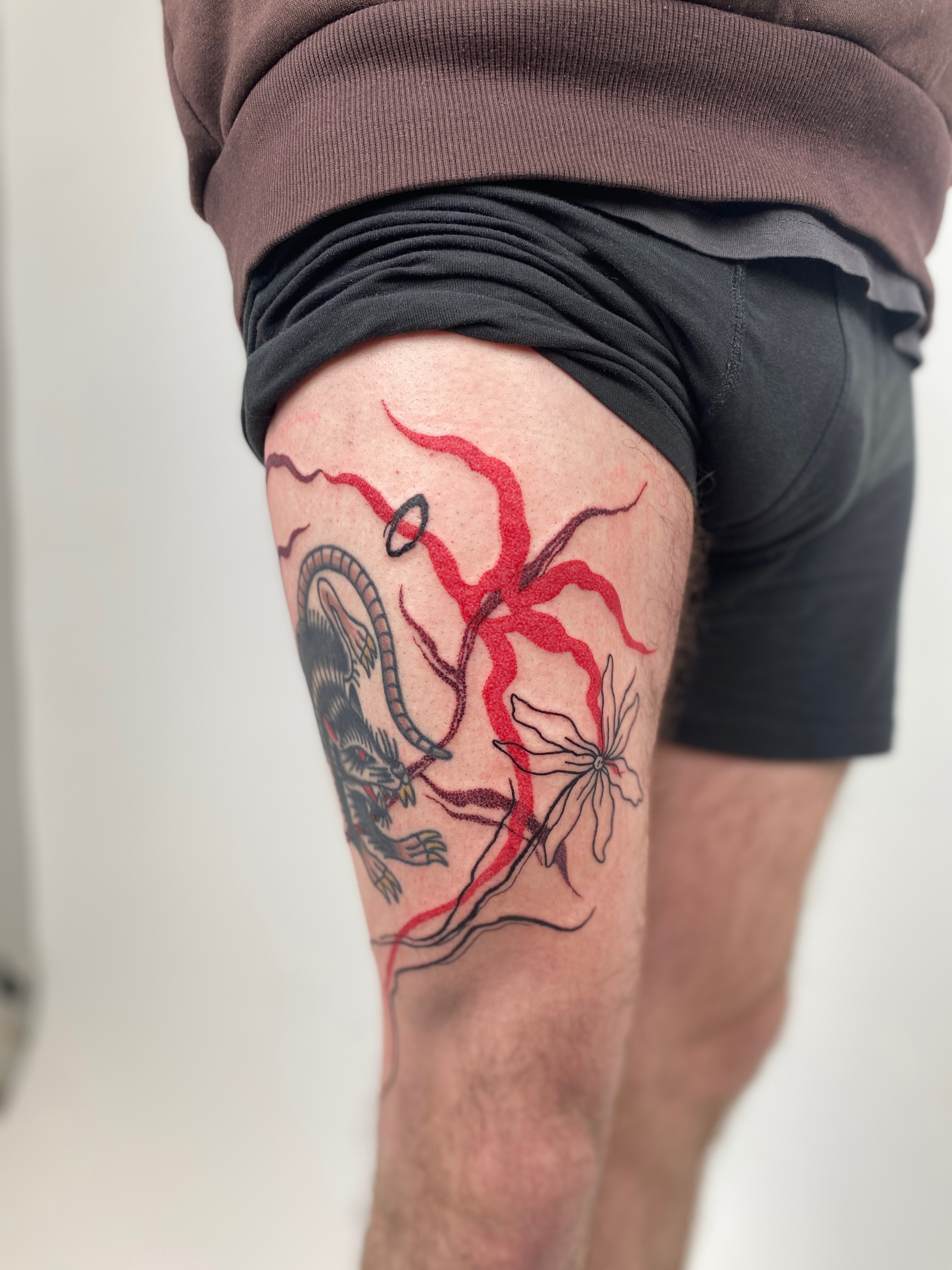 Tattoo by @kyklothymia — american_traditional, dotwork