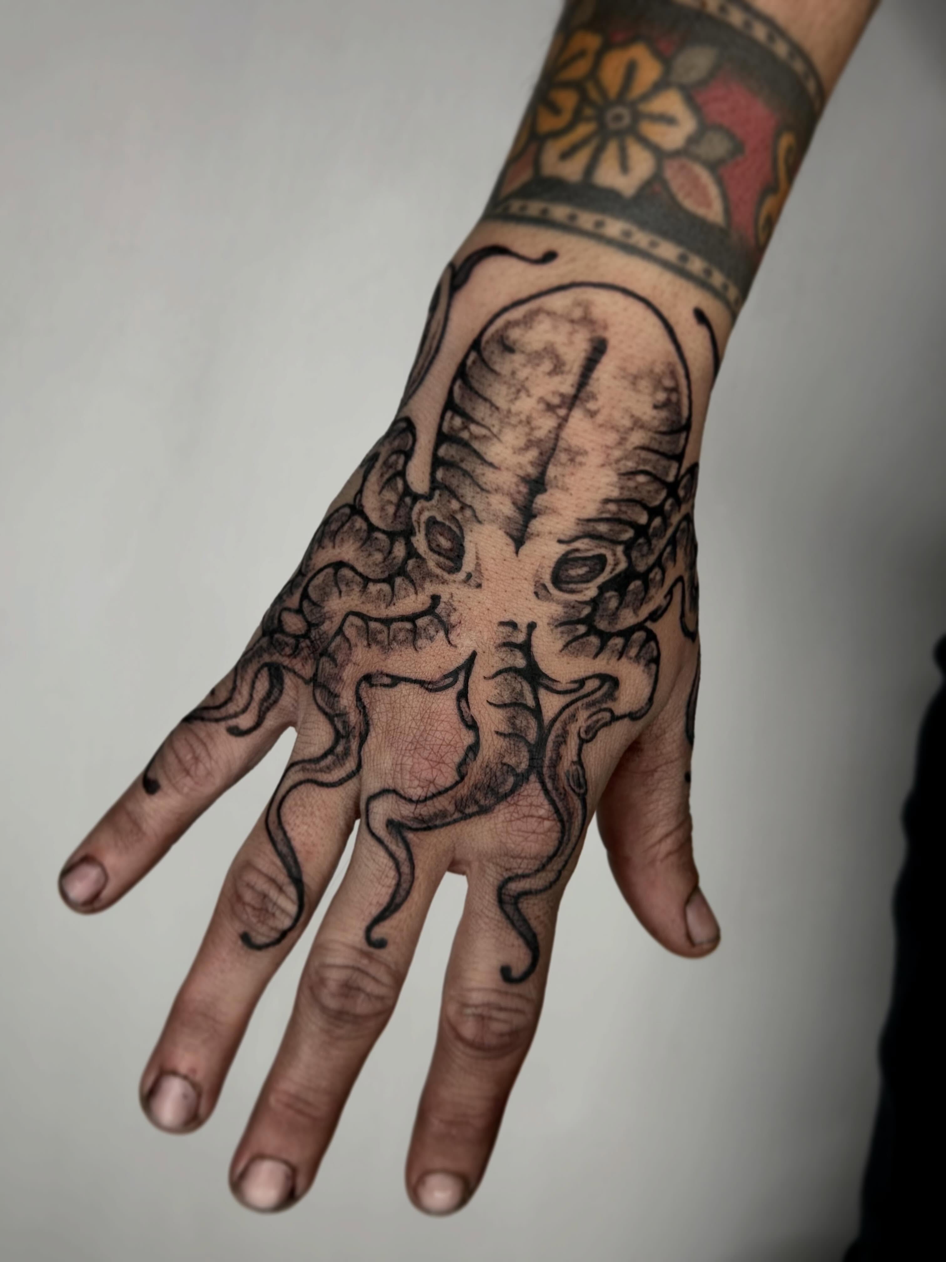 Tattoo by @da.voide_tattoo — black_and_grey