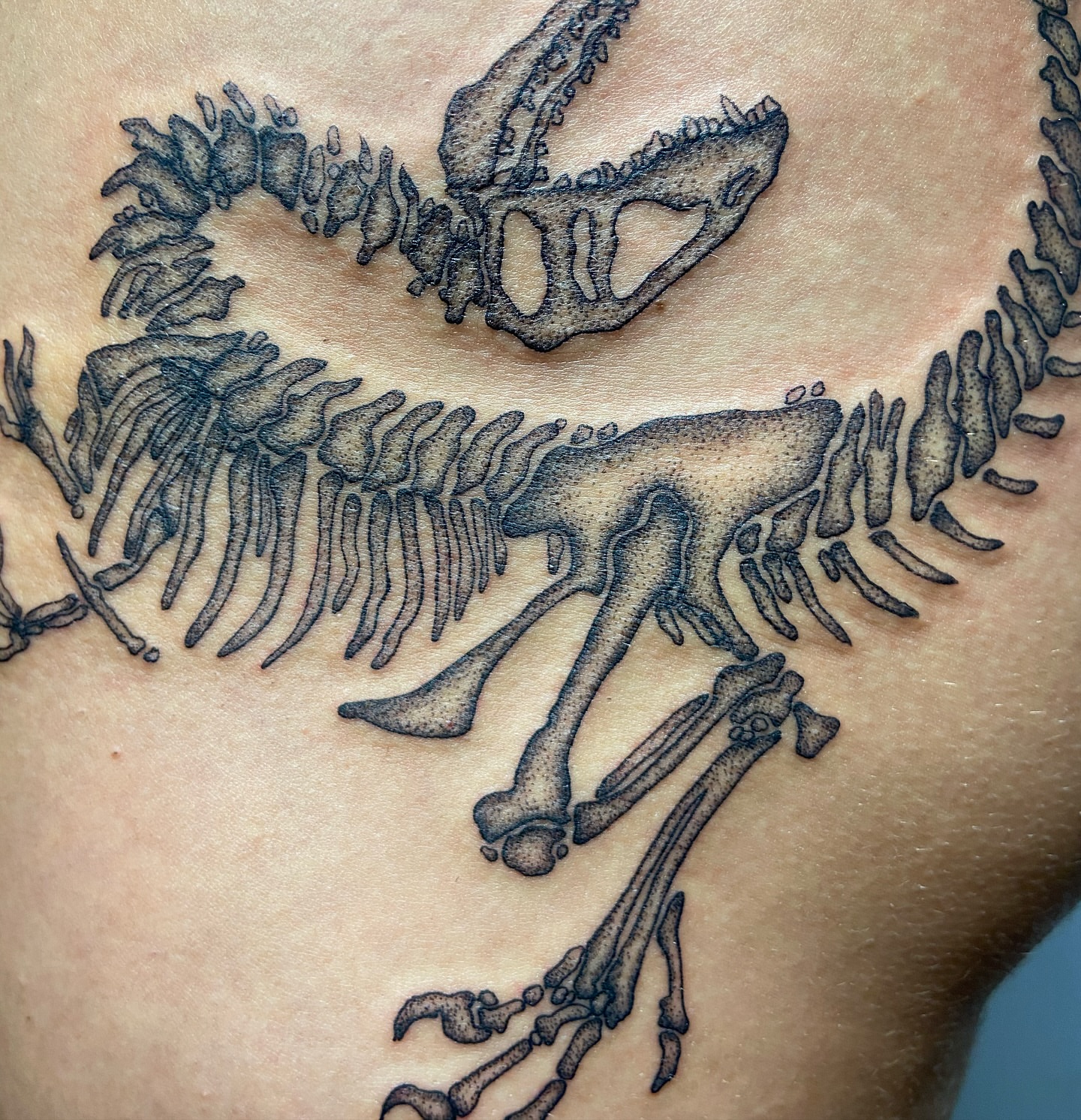 Tattoo by @ilenadoodles β dotwork
