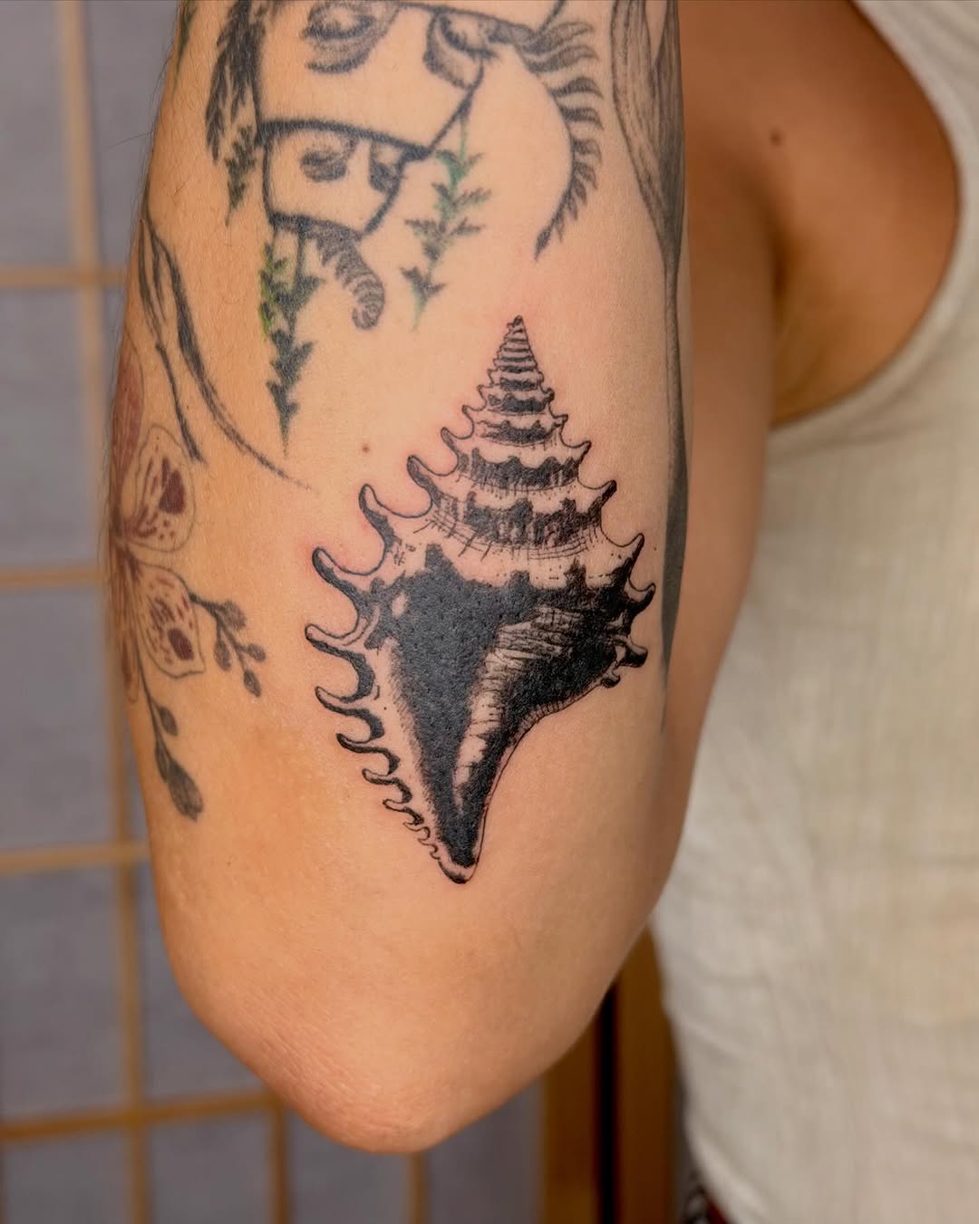Tattoo by @slendels โ black_and_grey, realism