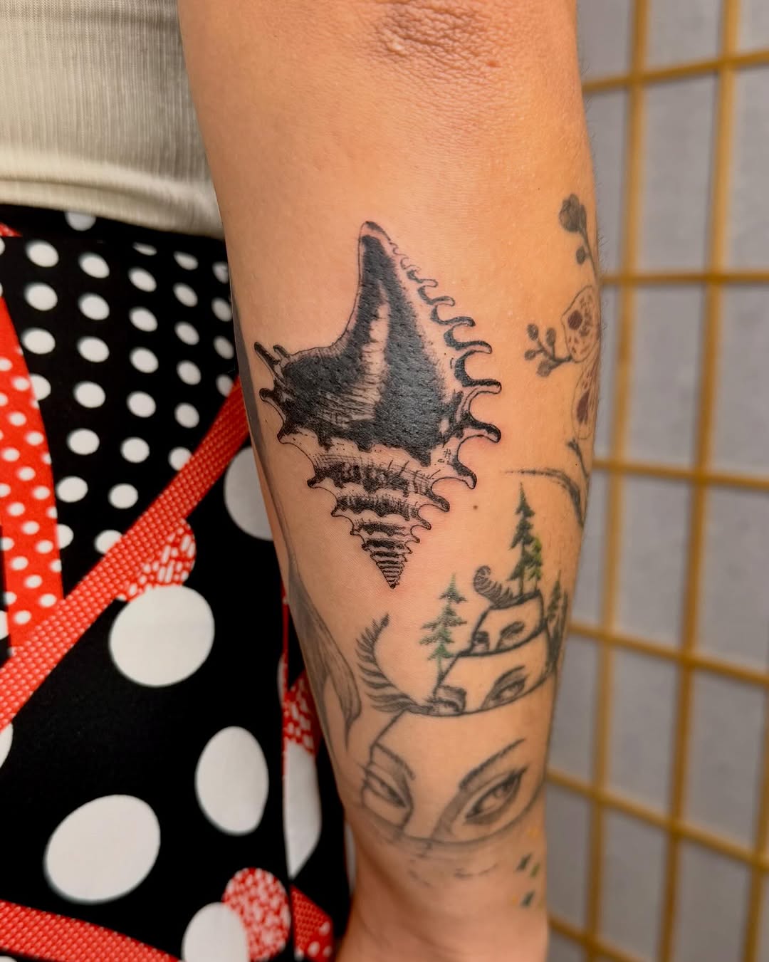 Tattoo by @slendels โ black_and_grey, realism