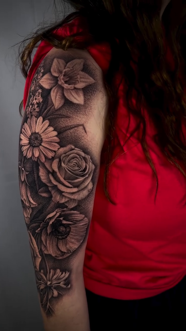 Floral sleeve tattoo dotwork tattoo on the upper arm by DREW ROMERO - Colorado Tattoo Artist, Pueblo, Colorado
