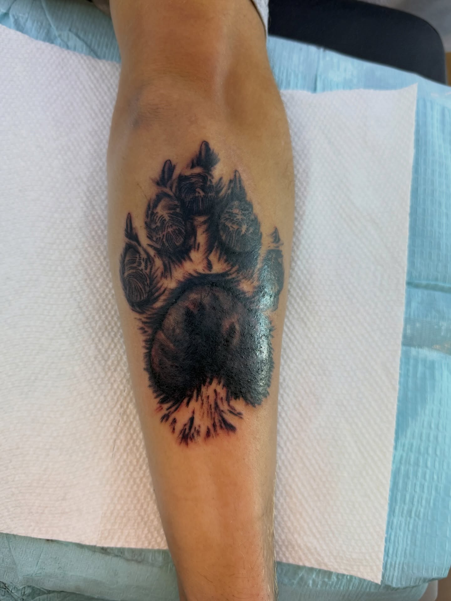 Tattoo by @bhsoceana — black_and_grey