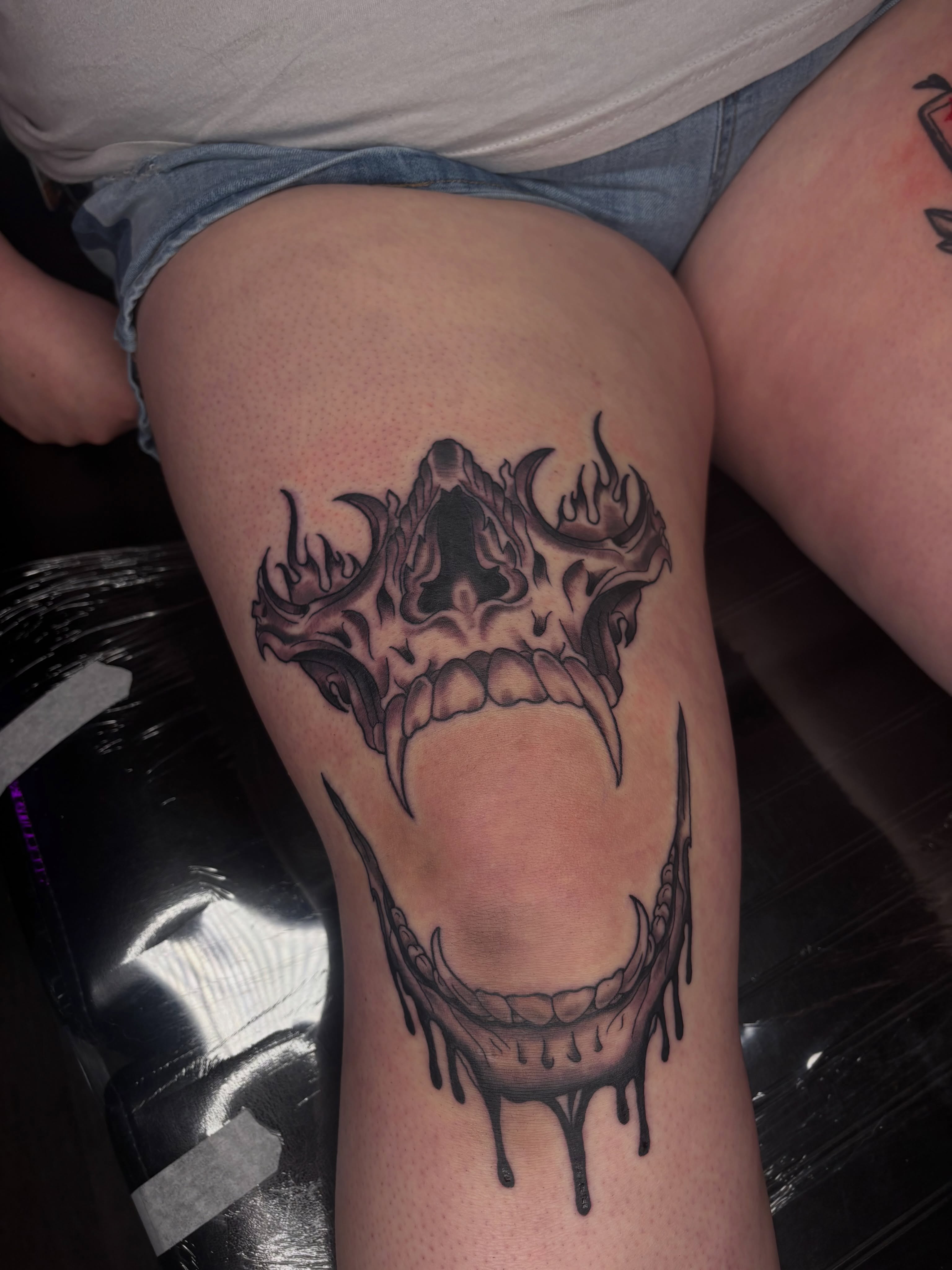 Skull dark realism tattoo on the thigh by 🔥Zoë Zahasky Tattoos🔥