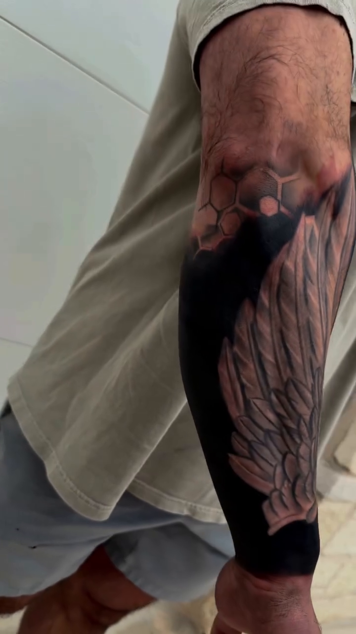 Tattoo by @tatted_taco โ blackwork, realism