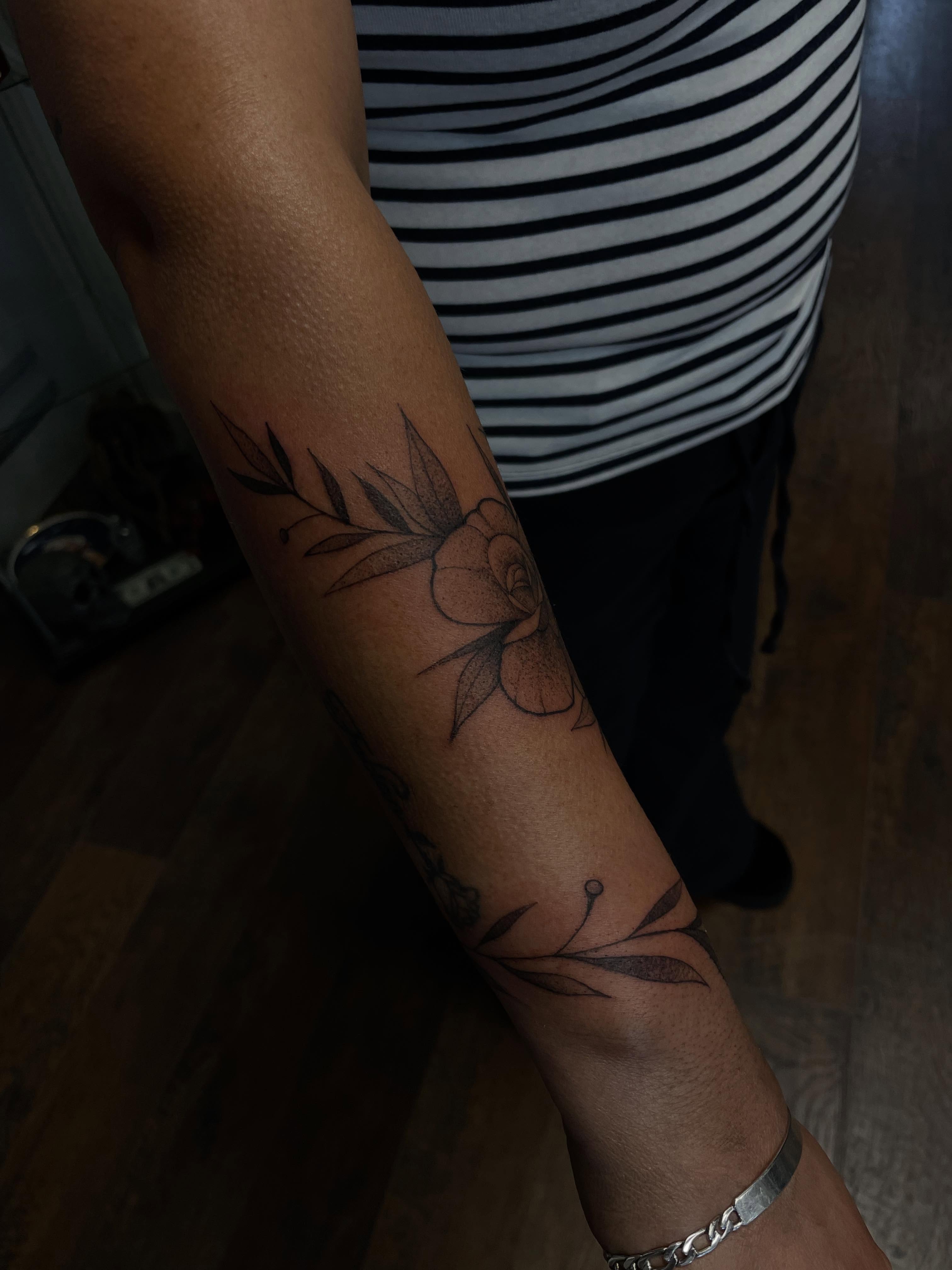 Tattoo by @_sinnertattoos — black_and_grey