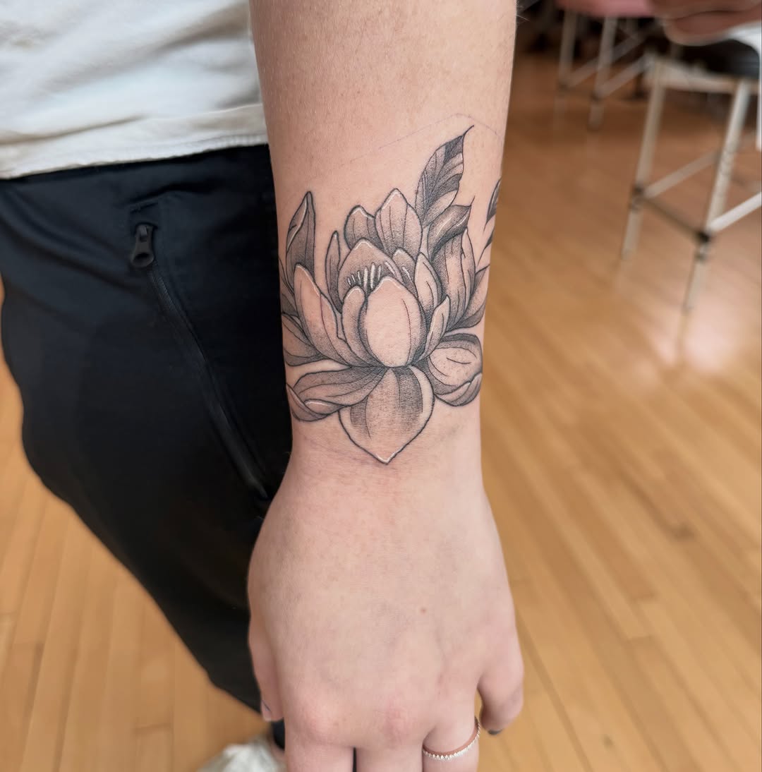 Tattoo by @tinyghosttattoo — black_and_grey, realism