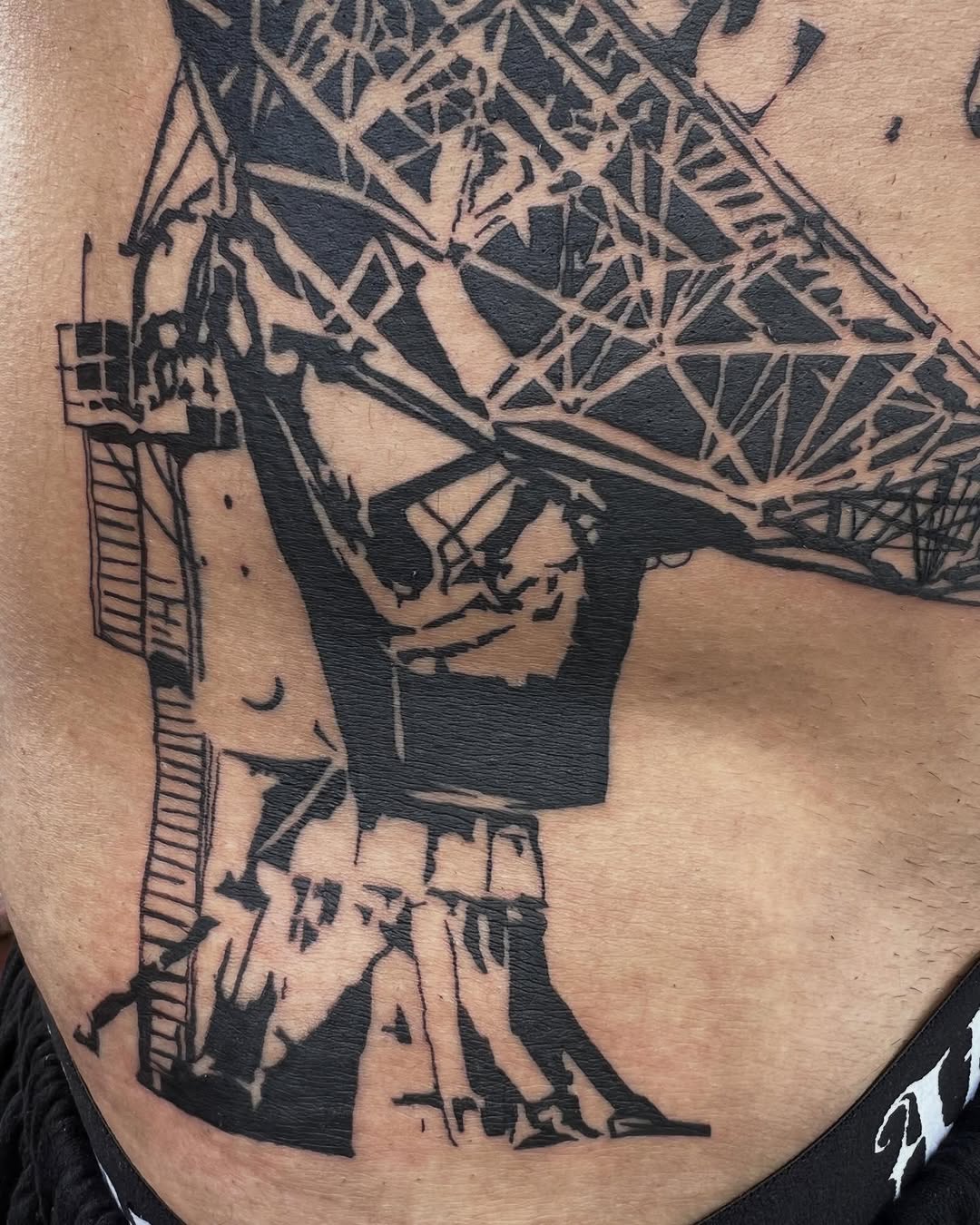 Tattoo by @ineedarocketlauncher — blackwork