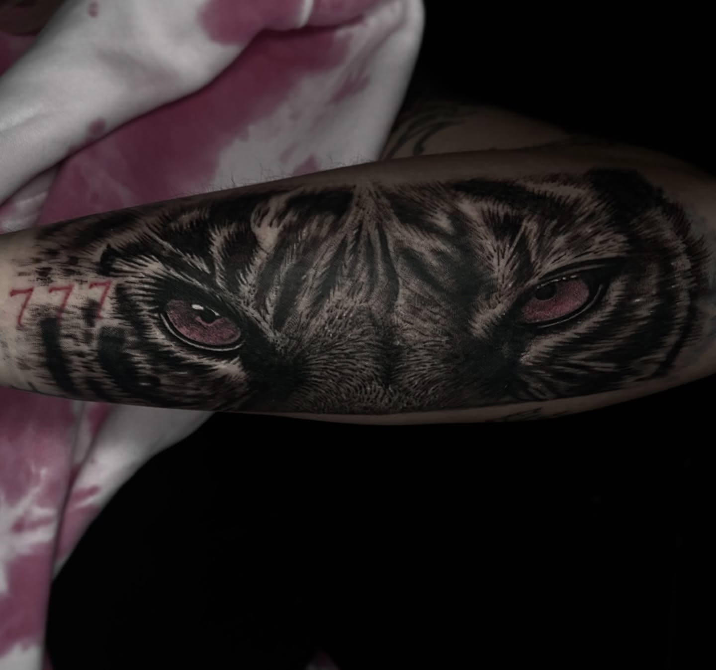 Tattoo by @ladonastinta — realism