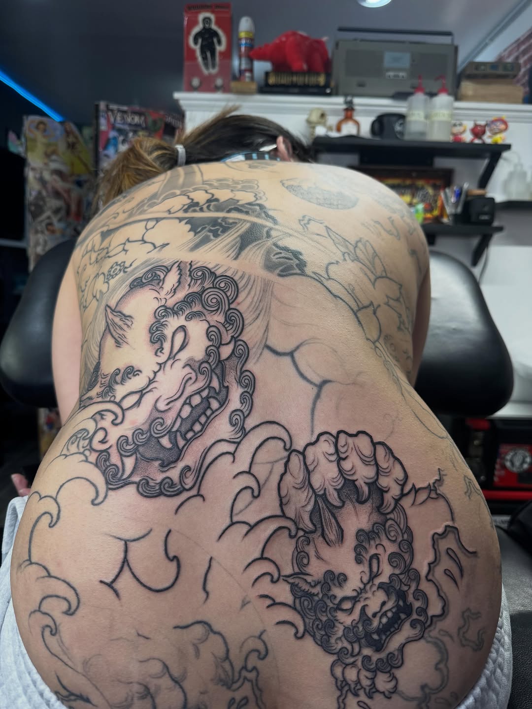Tattoo by @lizzyinkslinga — japanese_irezumi, black_and_grey