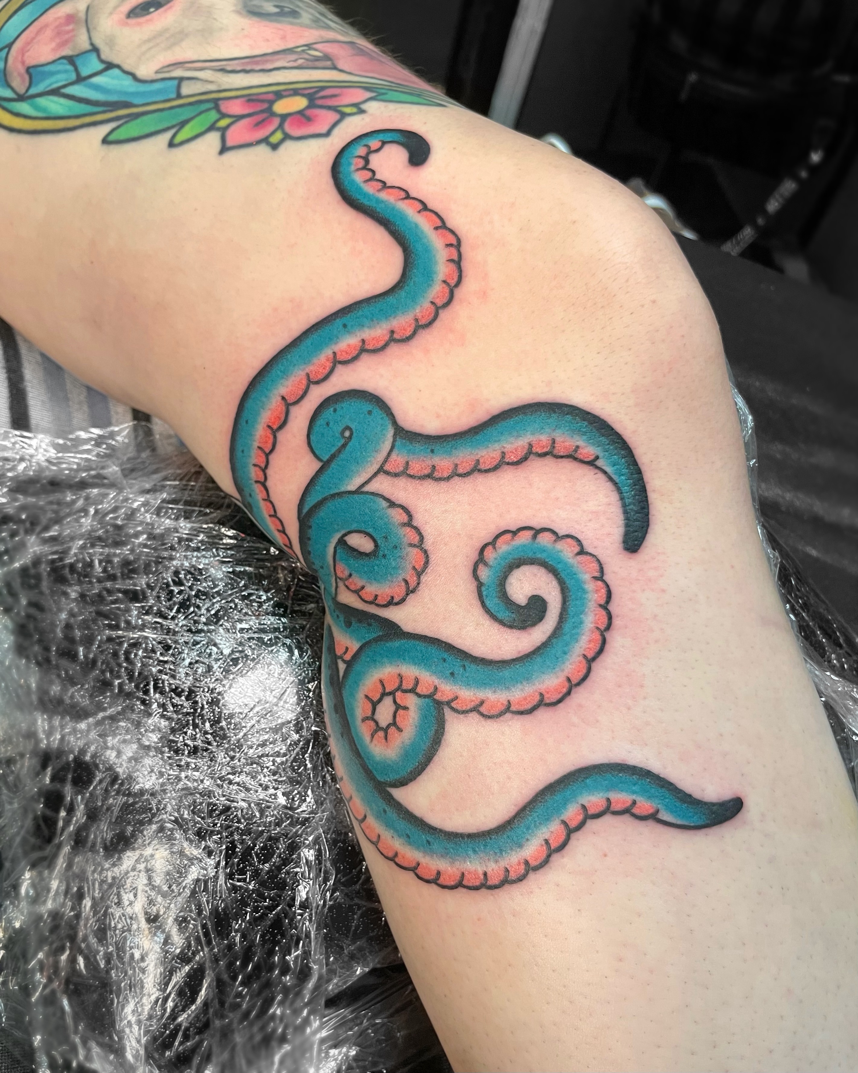 Tattoo by @anabellmorotattoos โ american_traditional