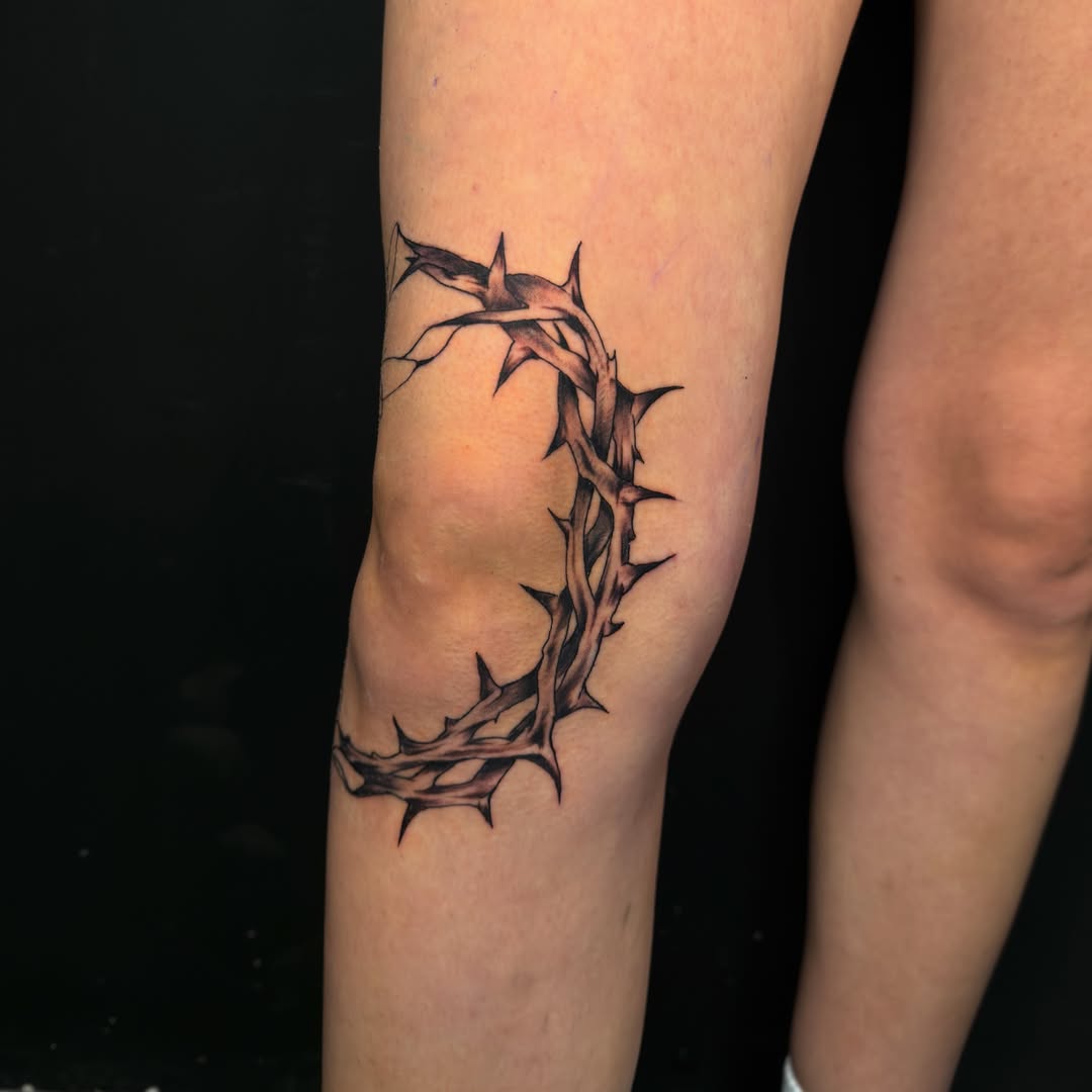 Crown of thorns black and grey tattoo on the forearm by David Yancy III