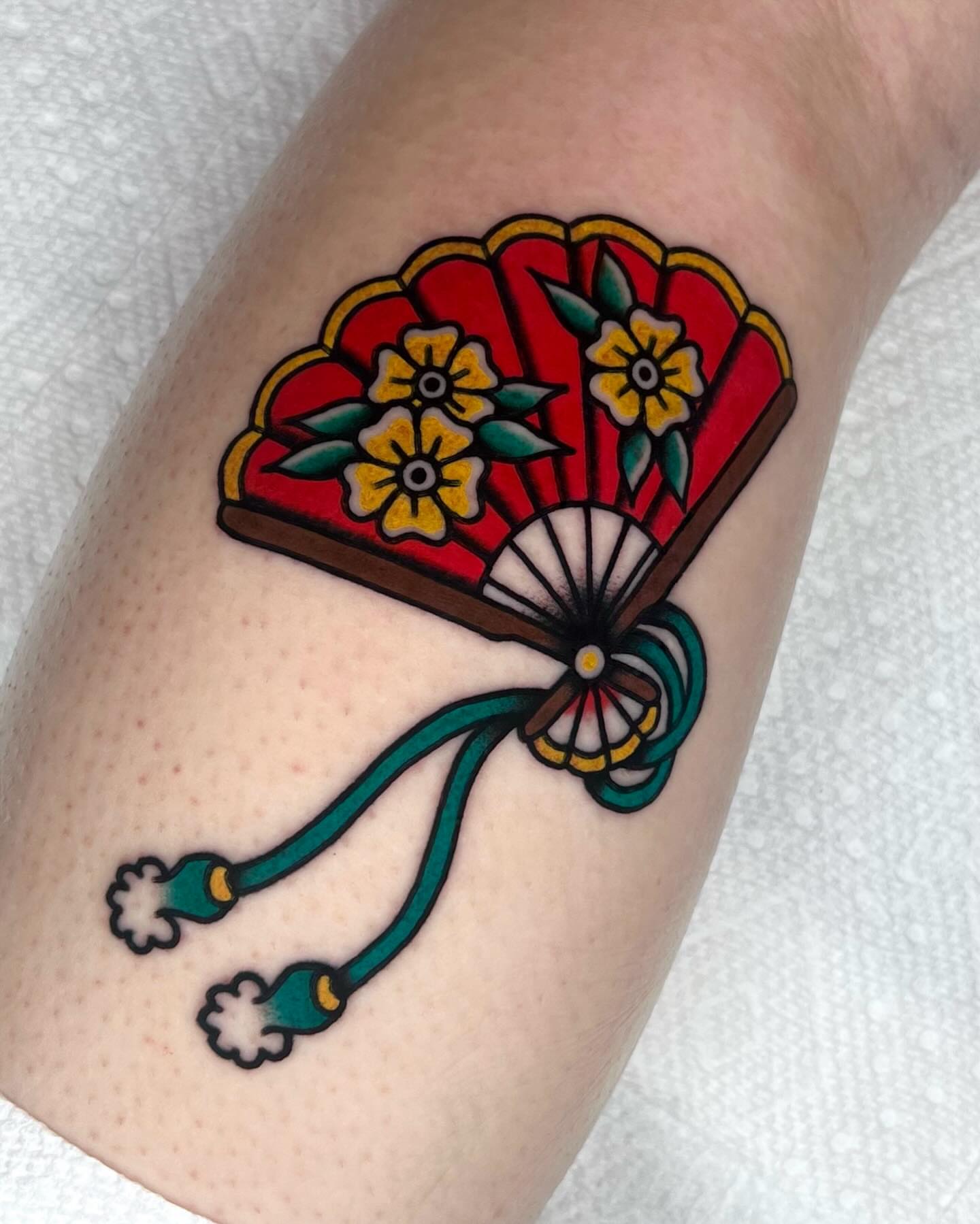 Tattoo by @crybbyink — american_traditional