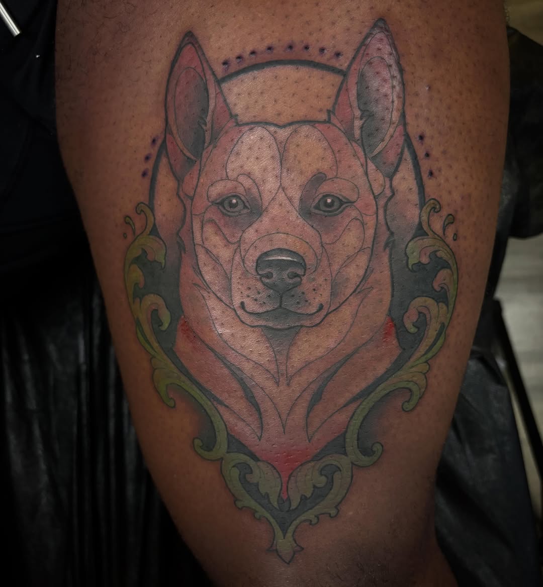 Pit bull dotwork tattoo on the thigh by Alex