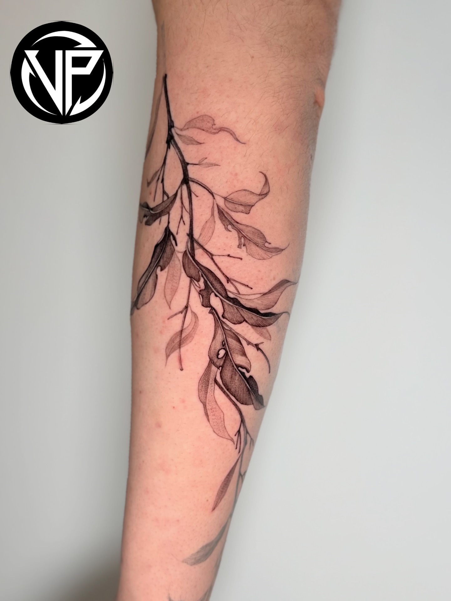 Tattoo by @vu.holistic — black_and_grey