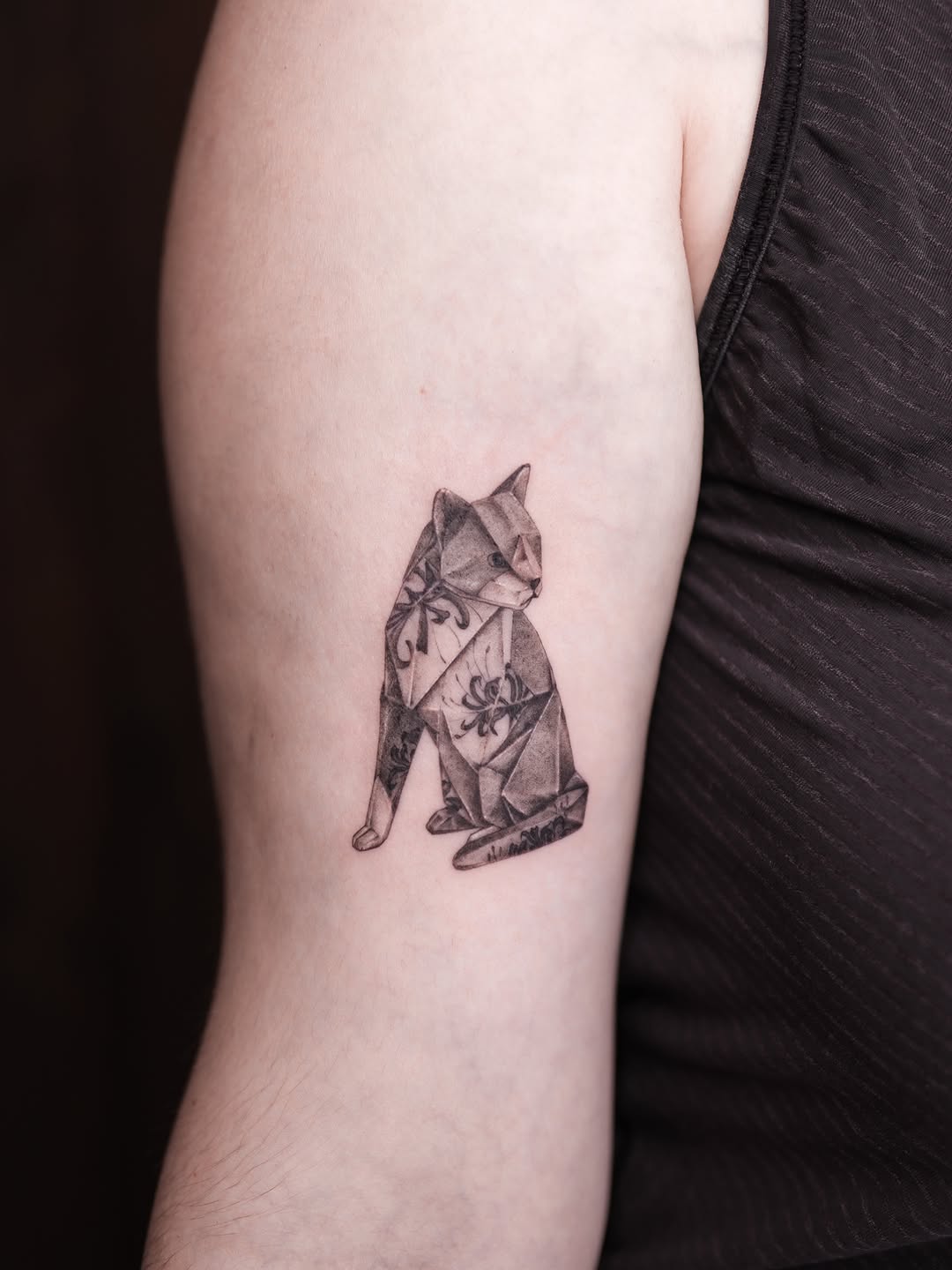Tattoo by @alinasovina.tattooing — black_and_grey, geometric