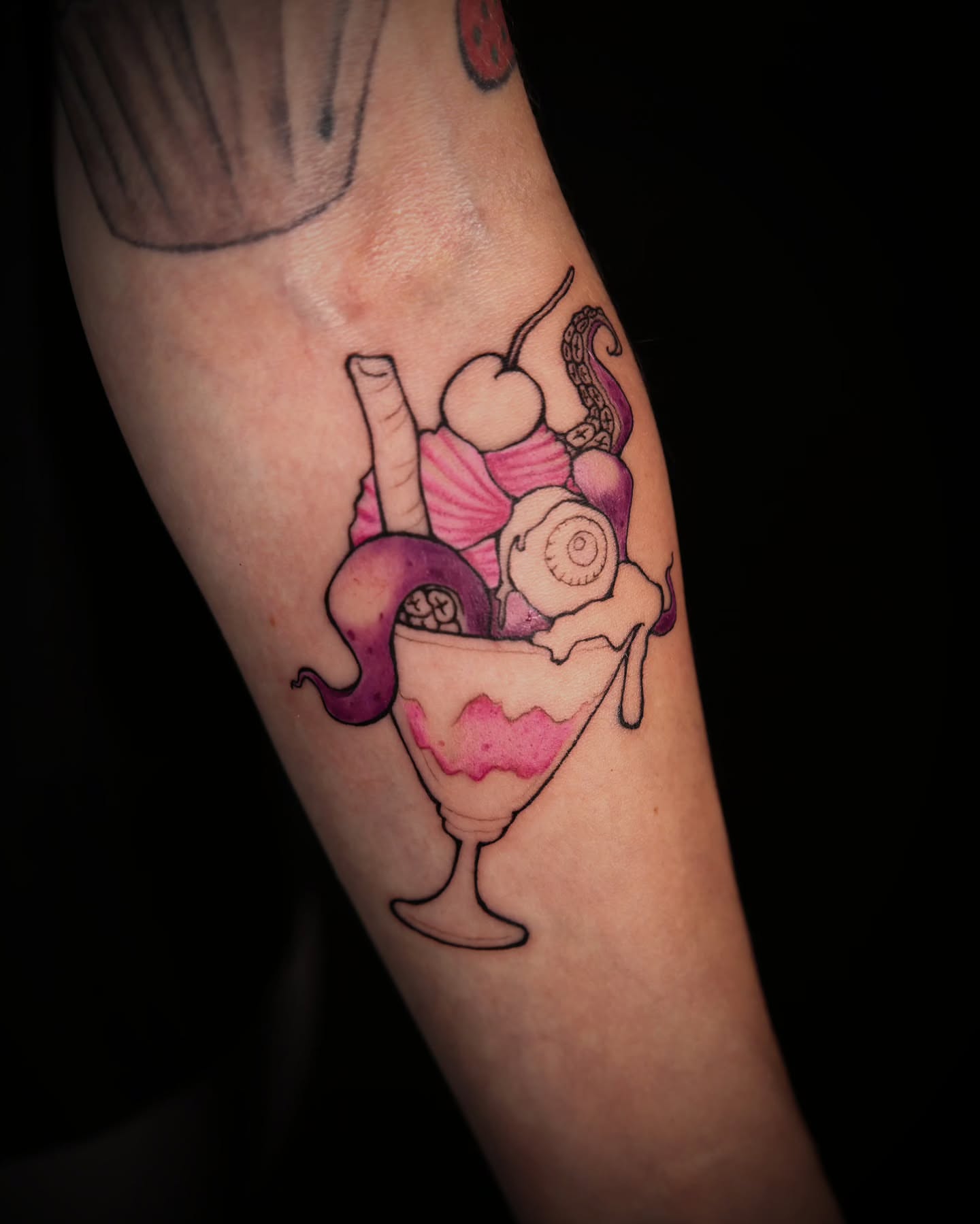 Tattoo by @hyena_lapis — new_school, illustrative