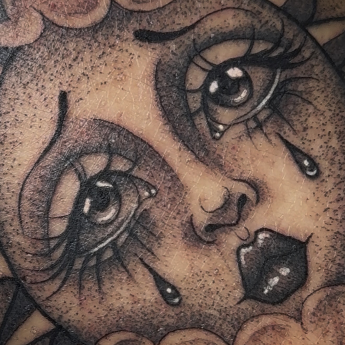 Tattoo by @alexusregina_ β dotwork, black_and_grey
