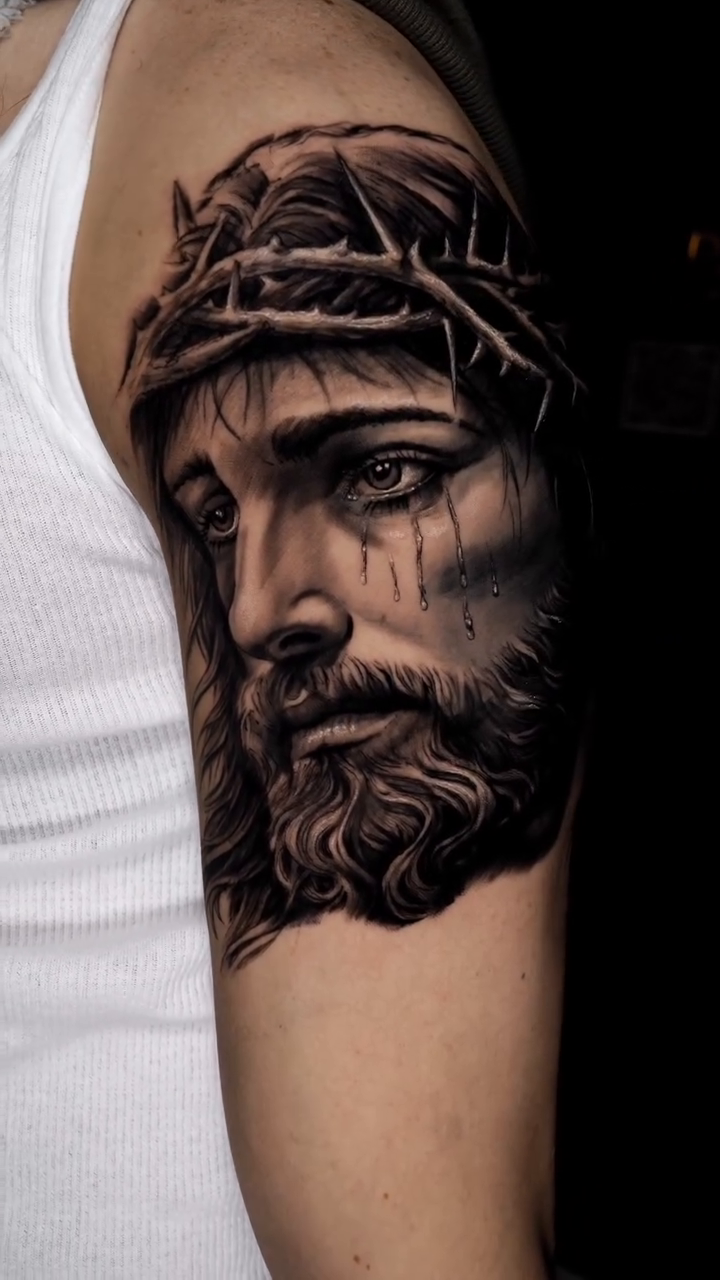 Tattoo work at Tatak International Tatu Expo 2026