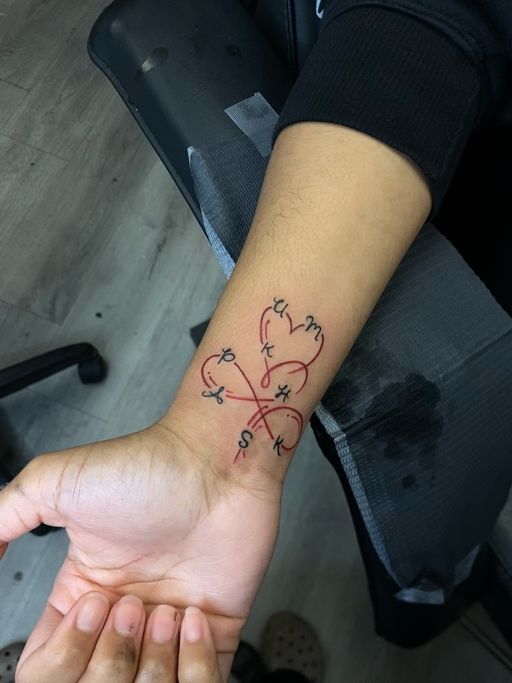 Geometric design geometric tattoo on the forearm by Mariš¤, Chicago, Illinois