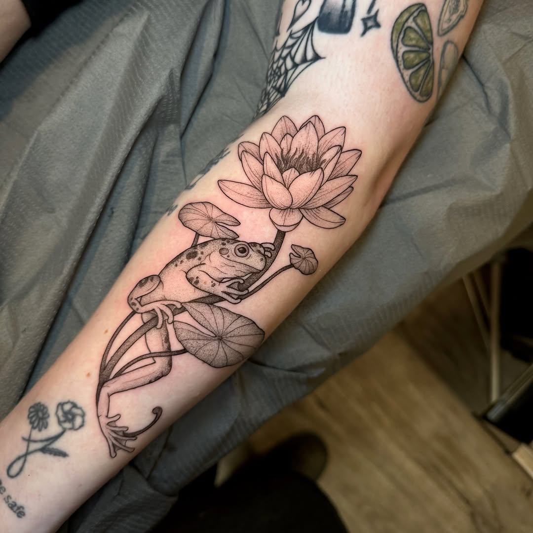 Tattoo by @copaceticink — black_and_grey, realism
