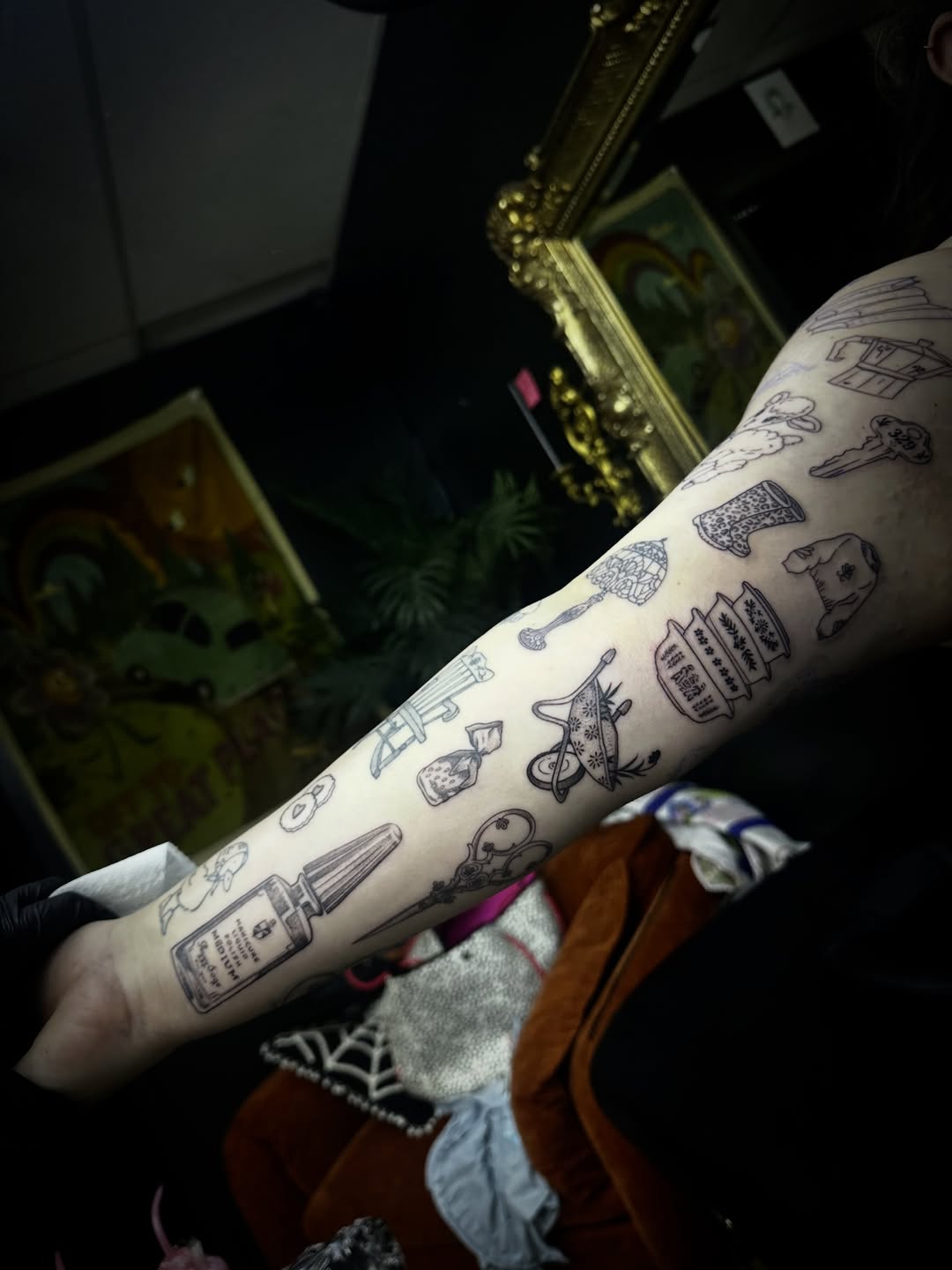 Tattoo by @pink.tattoos_ — fine_line, black_and_grey