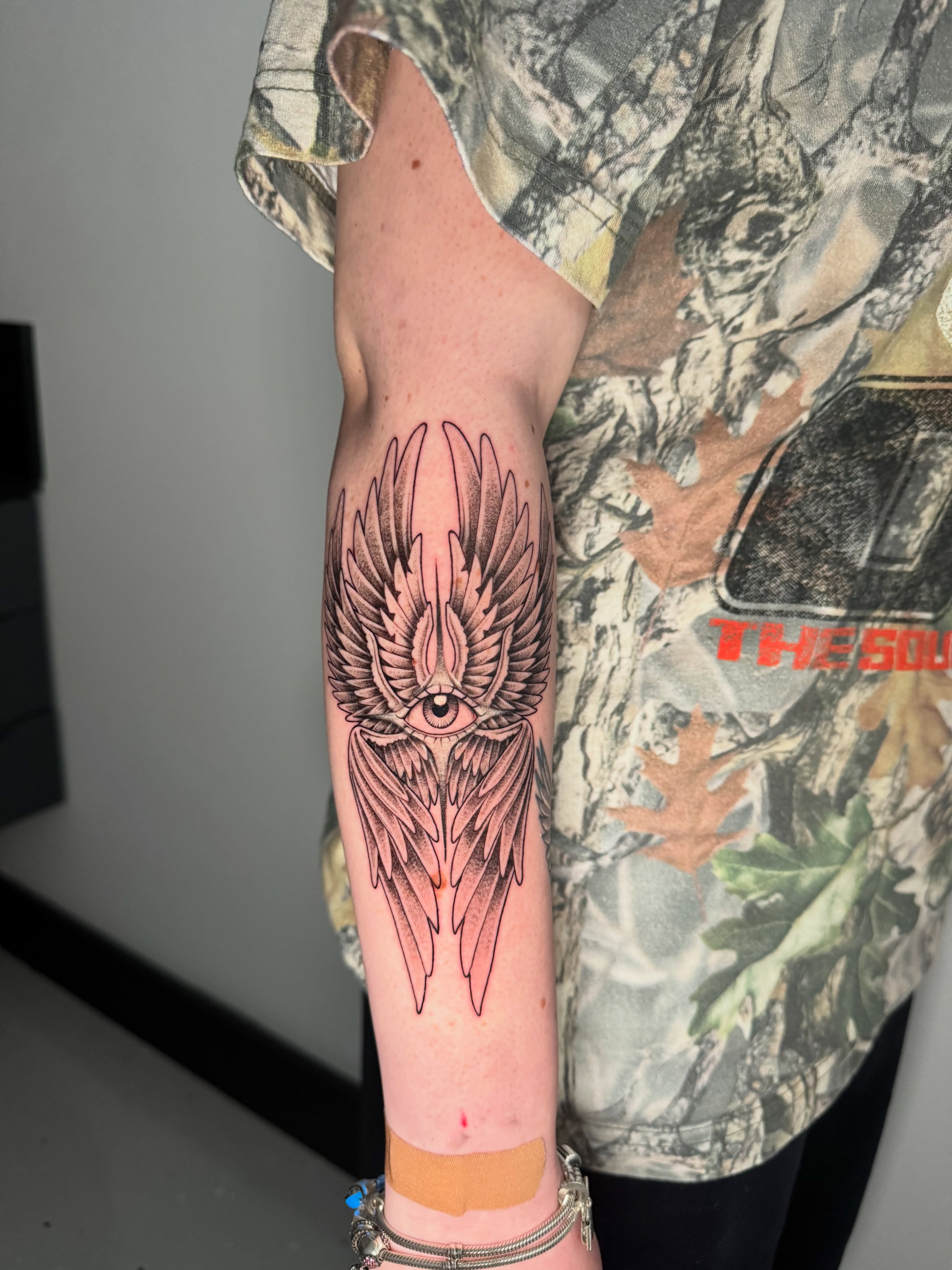 Tattoo by @monicas_tattoos โ black_and_grey