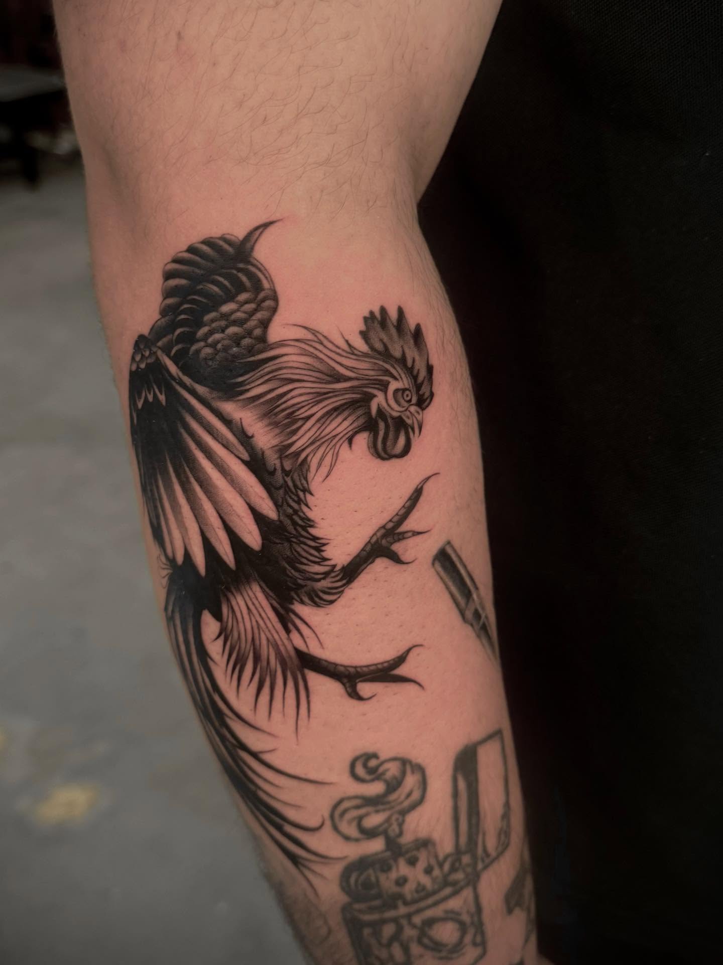 Tattoo by @tattoowithli — black_and_grey
