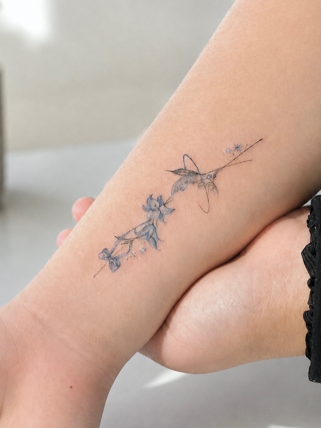 Tattoo by @morae_tattoo — dotwork, watercolor