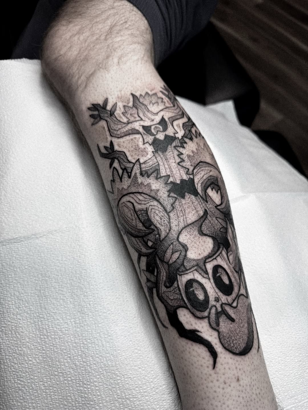 Tattoo by @inkedbydane — black_and_grey, illustrative