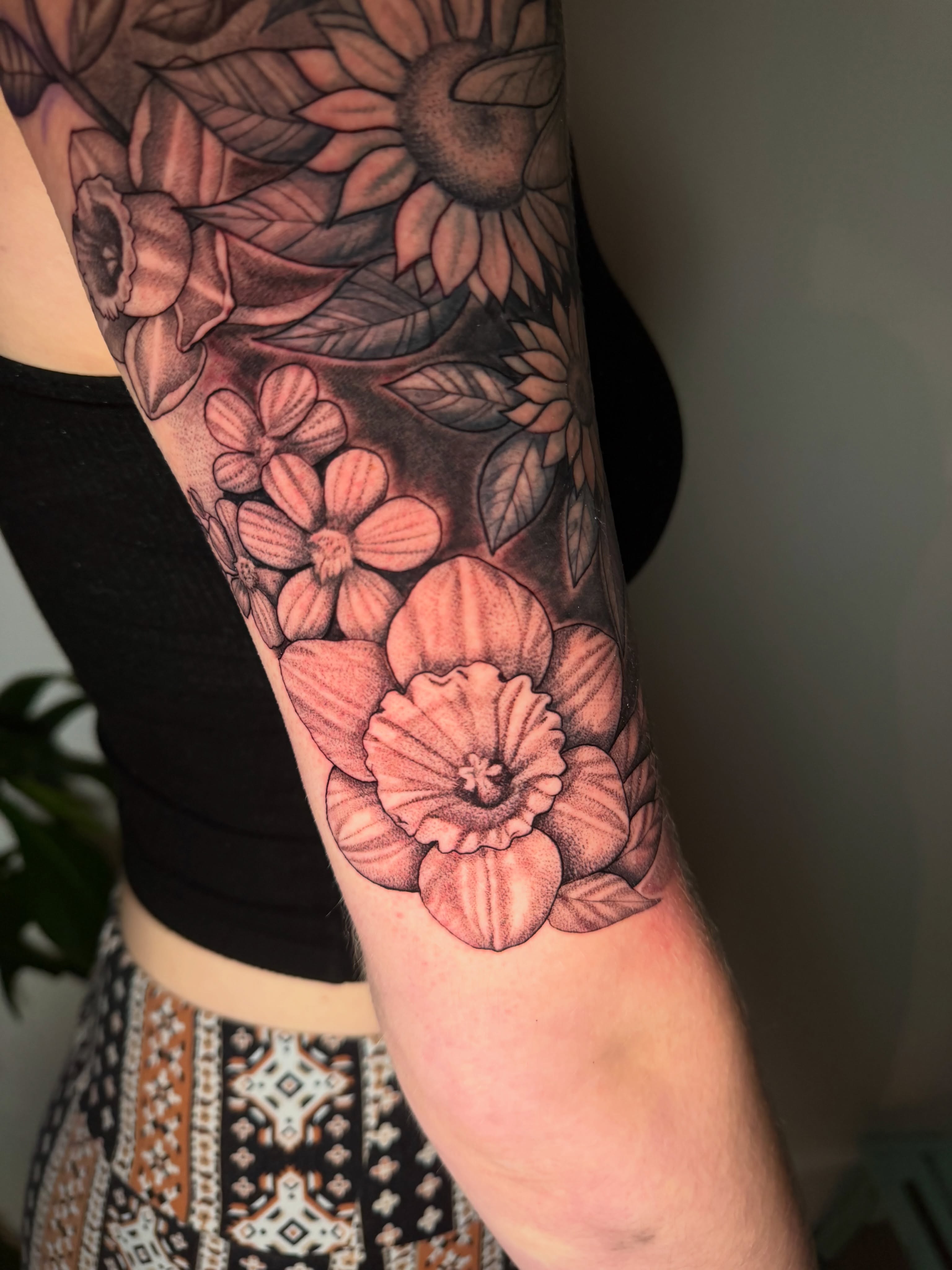 Tattoo by @tattoosbyps — dotwork, realism