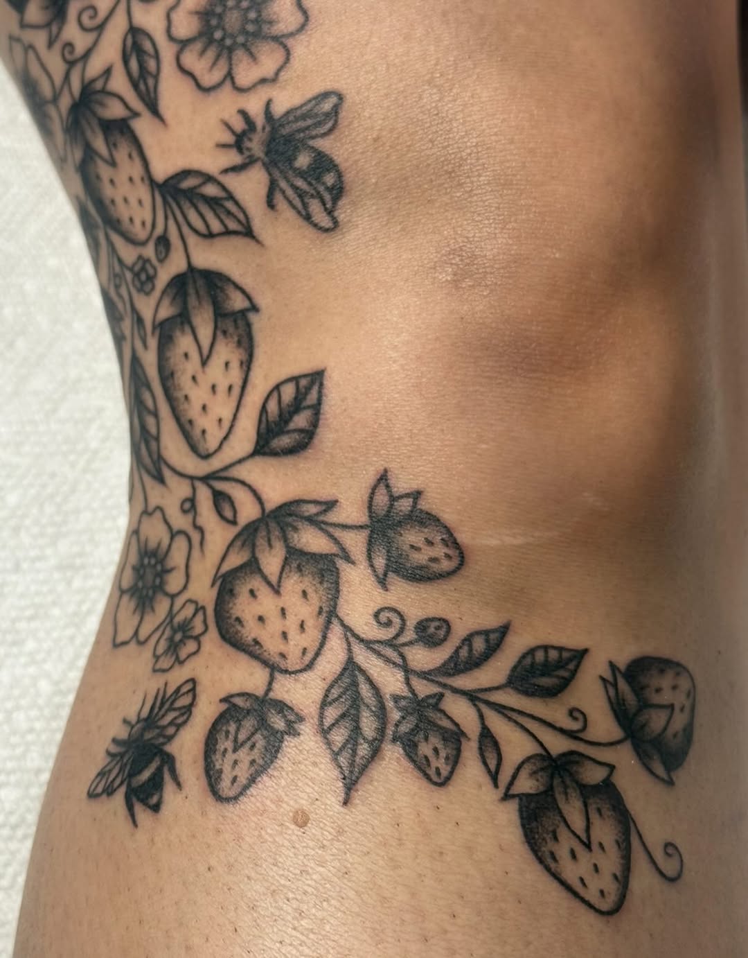 Tattoo by @tradkatz — fine_line, dotwork
