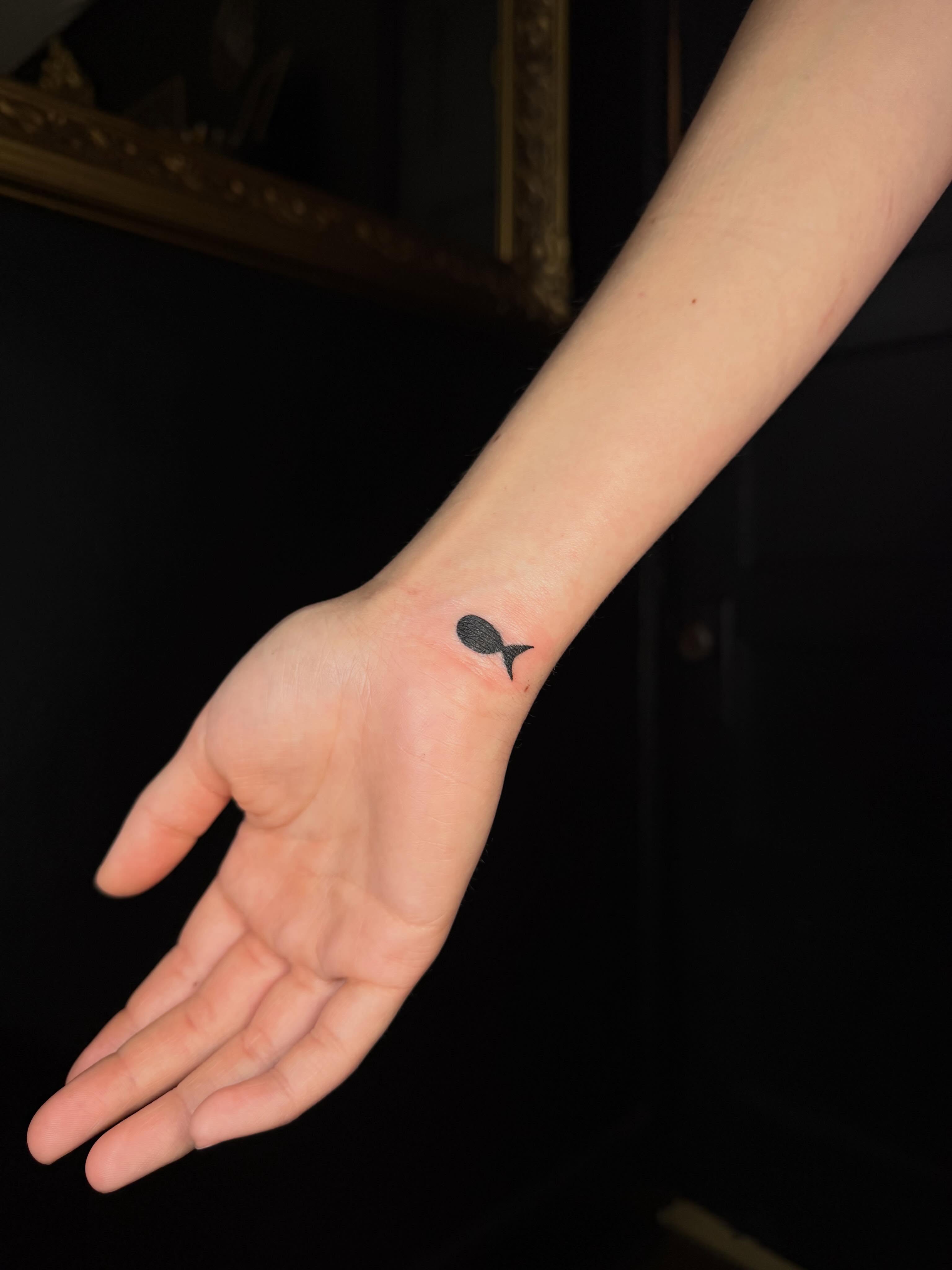 Fish dotwork tattoo on the hand by Jocelyne ♡