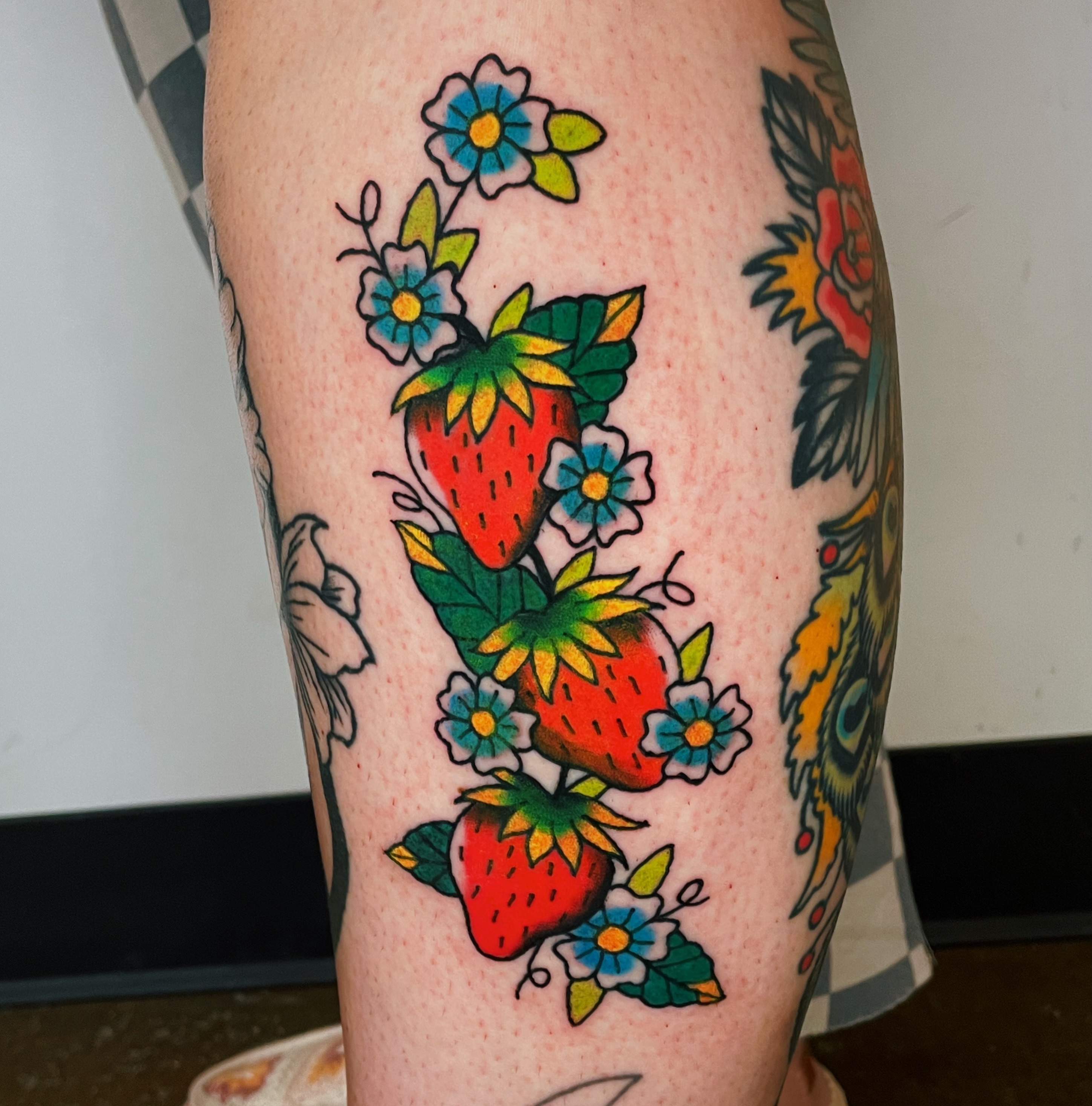 Tattoo by @gllumee — american_traditional