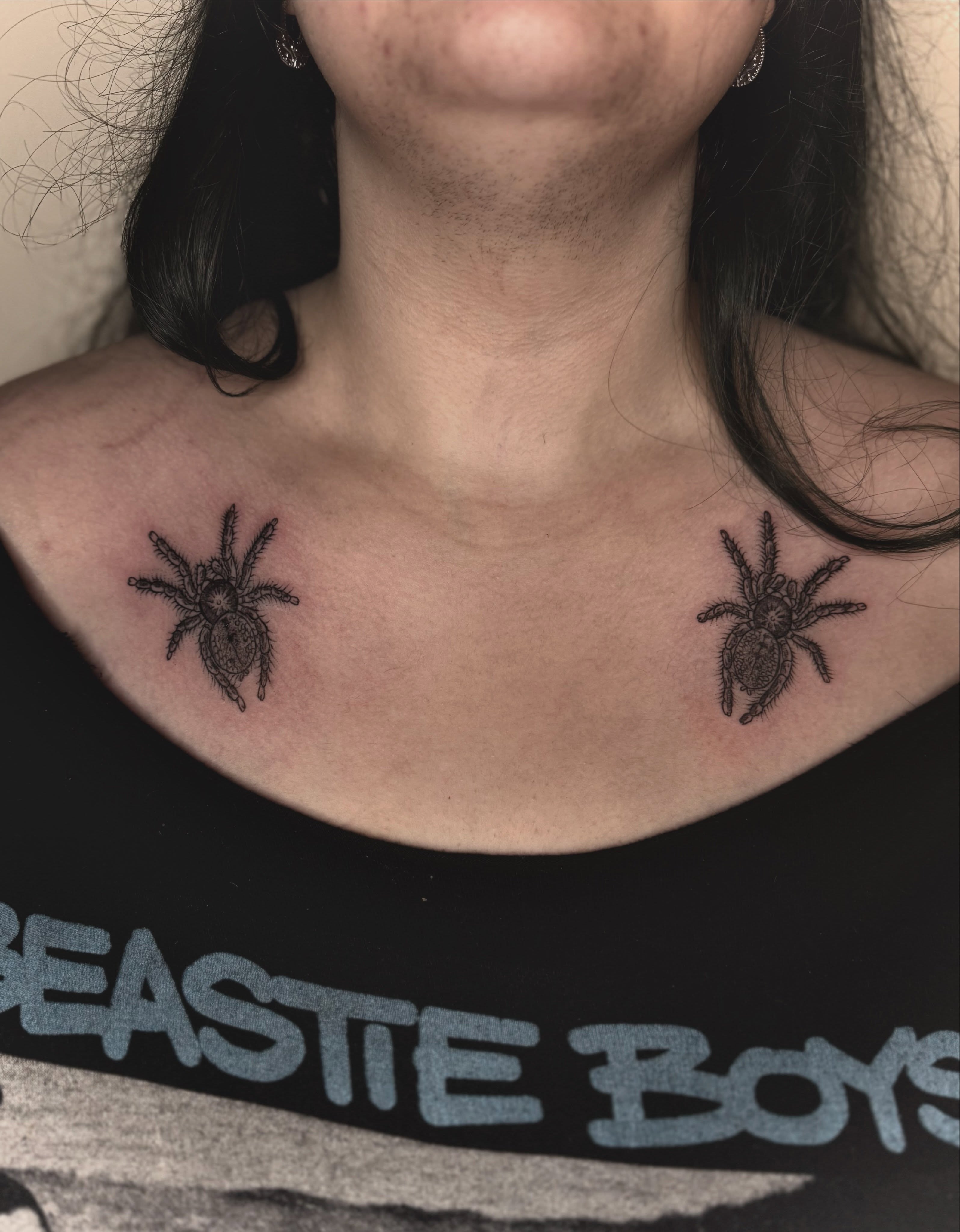 Tattoo by @katelumos — black_and_grey