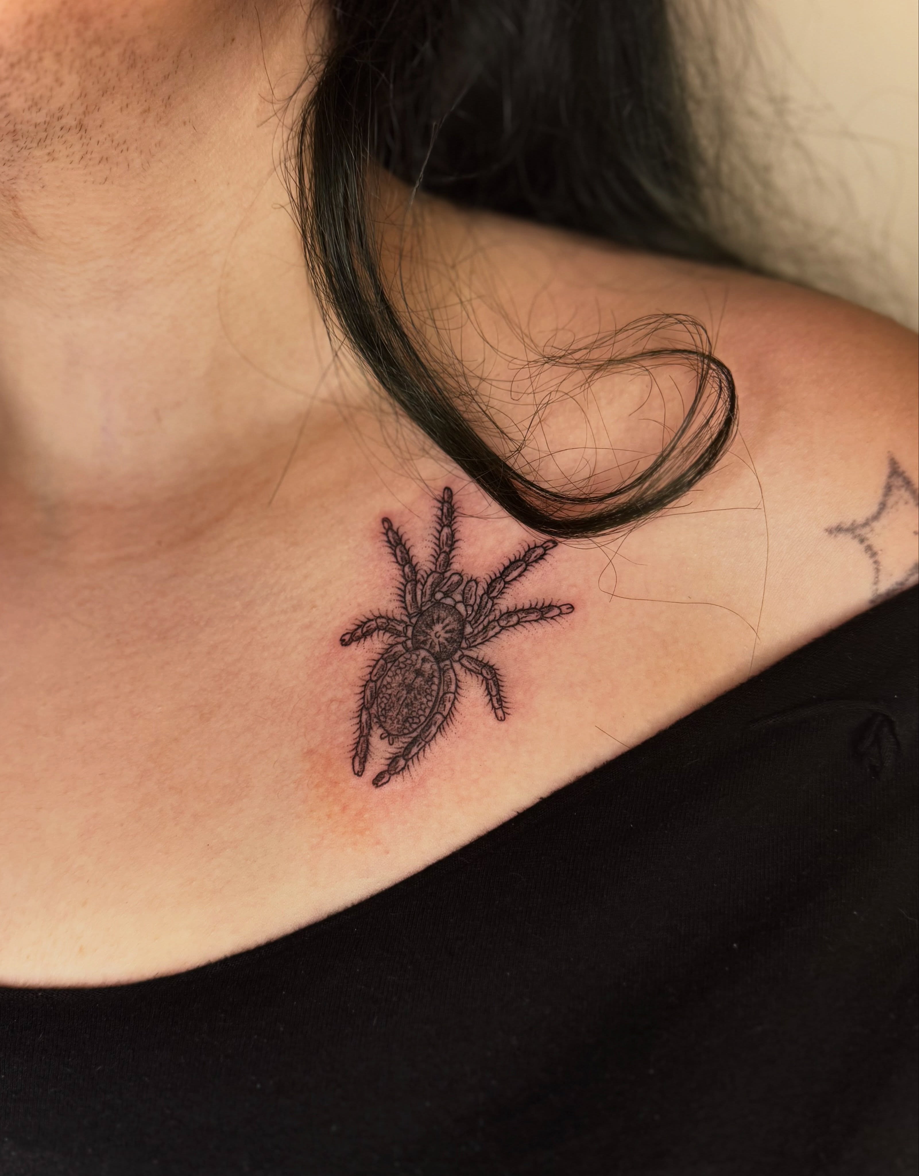 Tattoo by @katelumos — black_and_grey