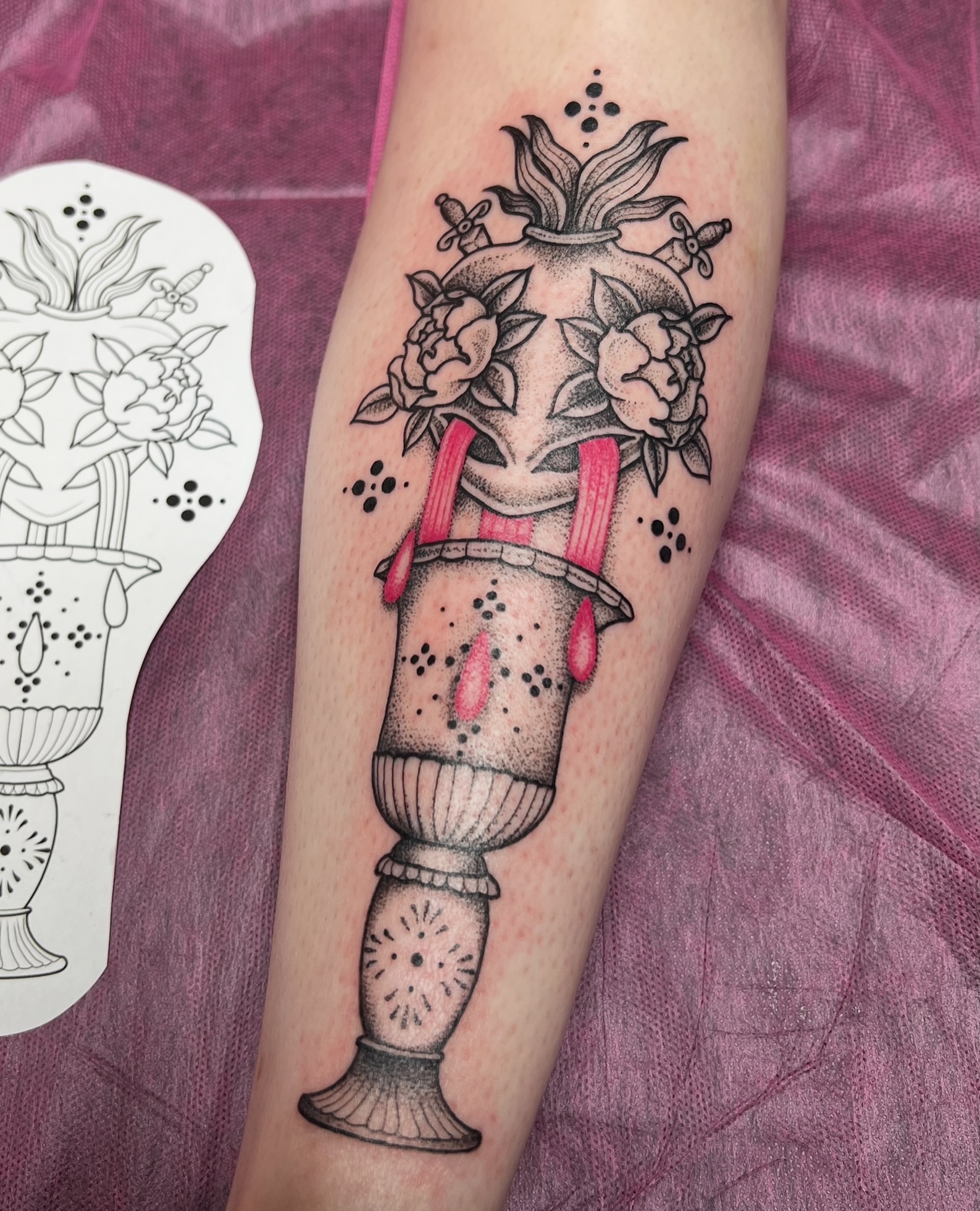Tattoo by @brianaleflore — dotwork